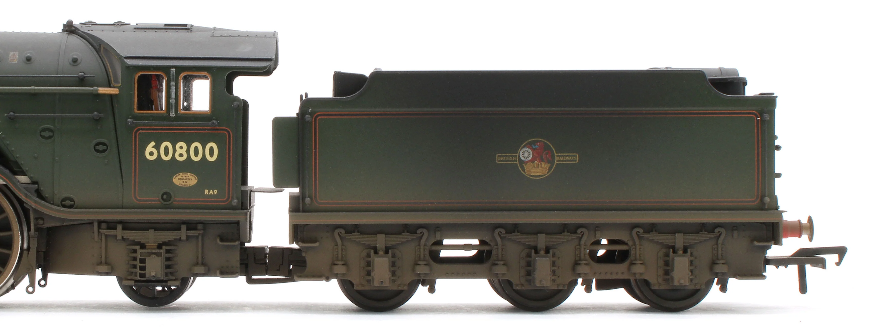 35-205NRMSFW Bespoke Weathered 'Green Arrow' BR Lined Green (Late Crest) Class V2 2-6-2 No.60800 Steam Locomotive - DCC Sound - Image 9