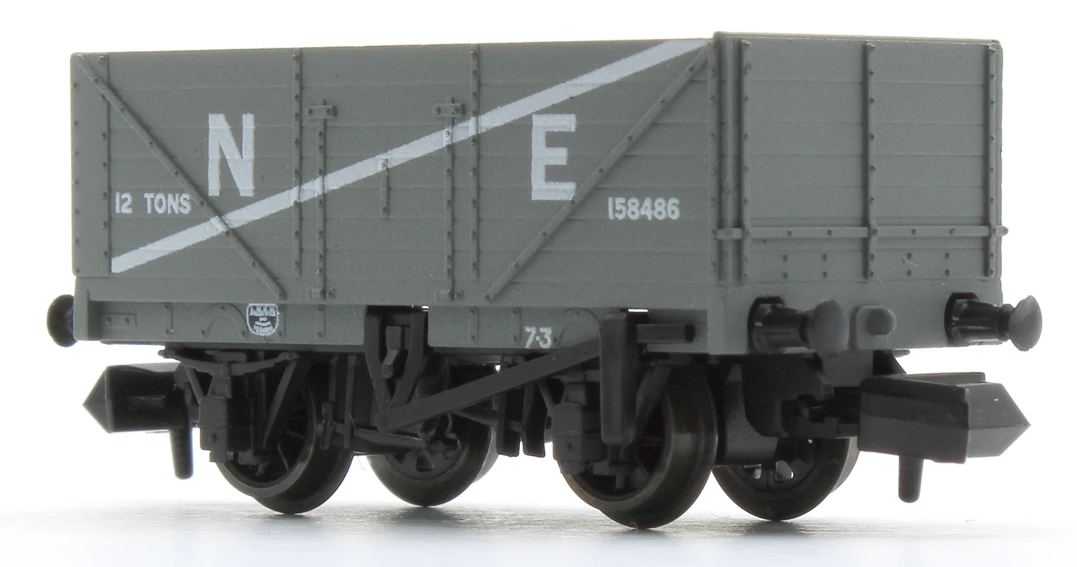 NR7001E 9ft 7 plank open wagon, NE, grey No.158486 - Image 2