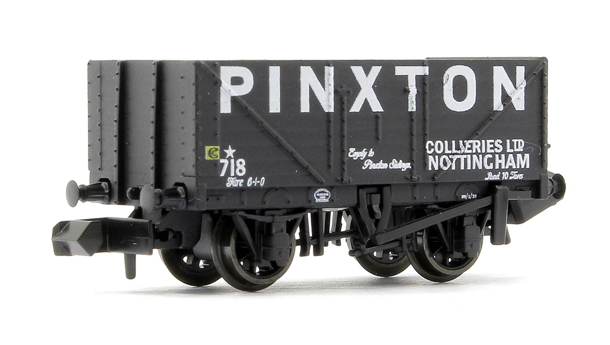 NR7019P 9ft 7 plank open wagon, Pinxton No.718