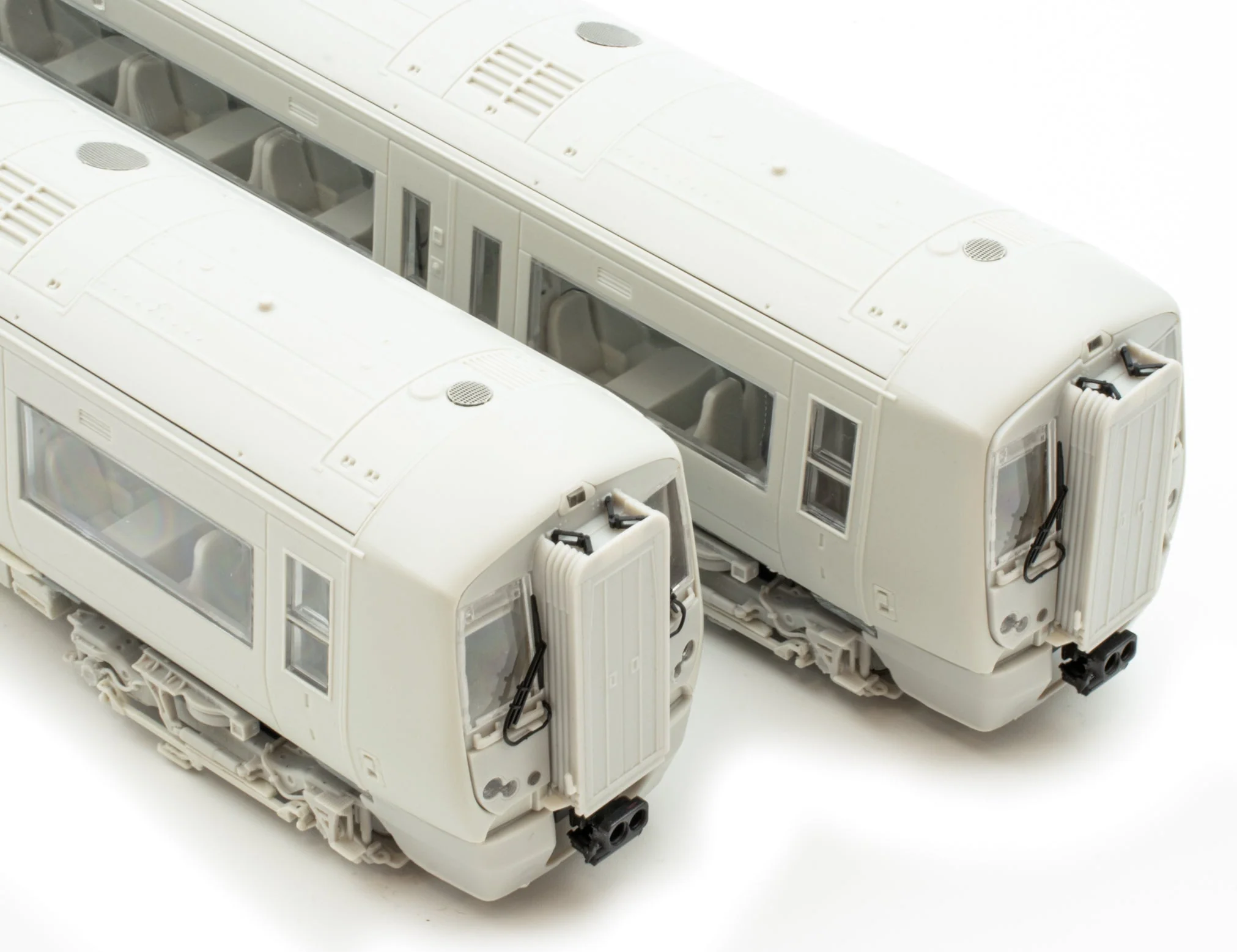ACC3048 Class 377 'Electrostar' 4-car EMU 377205 Southern Green & White - Image 3