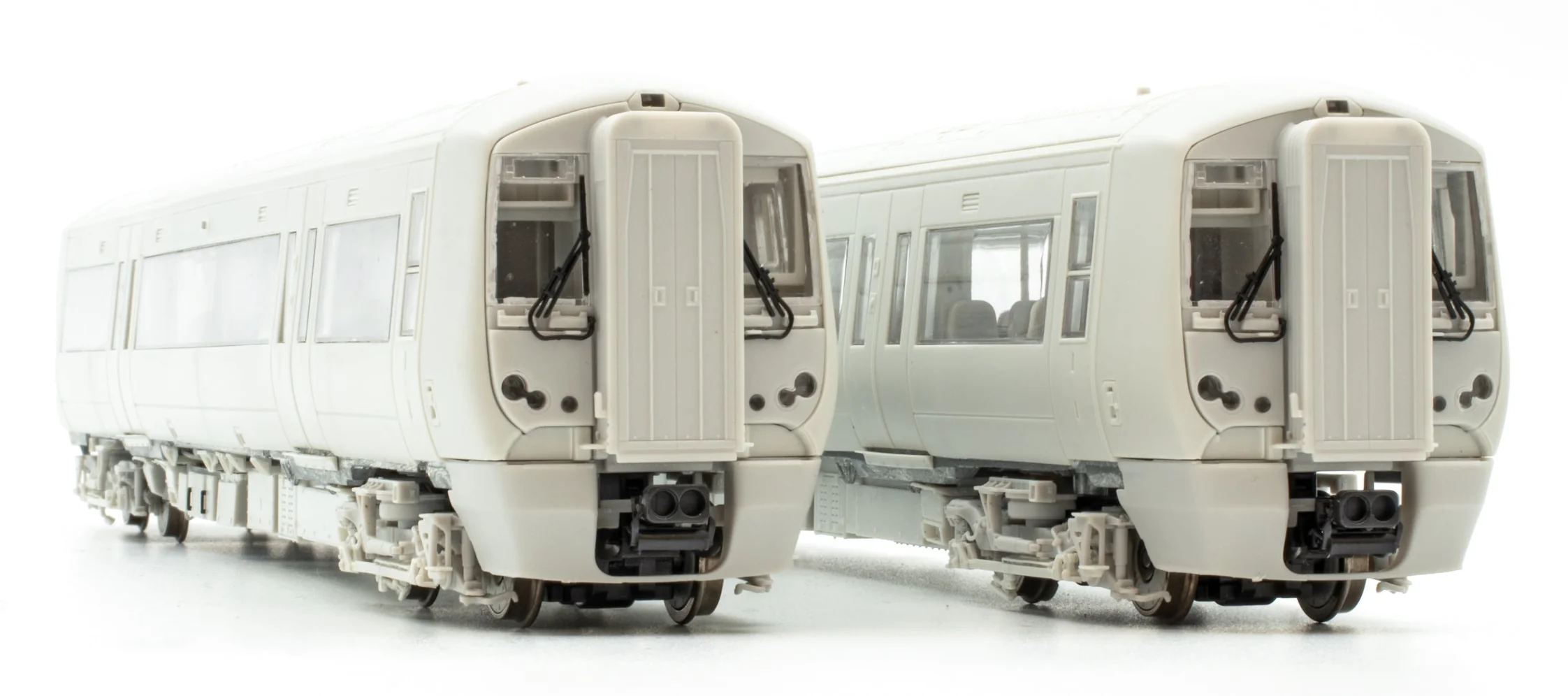 ACC3053 Class 377 'Electrostar' 4-car EMU 377501 First Capital Connect 'Urban Lights' Blue - Image 15