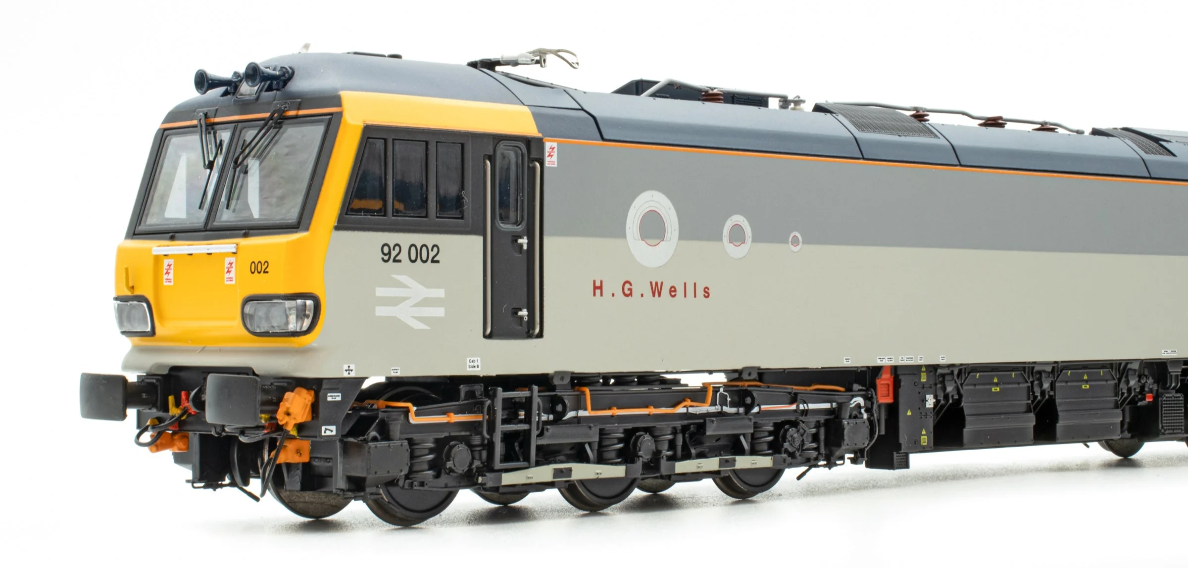ACC3279-SIL Class 92 Railfreight Grey No.92002 'H. G. Wells' Electric Locomotive - DCC Fitted - Image 3