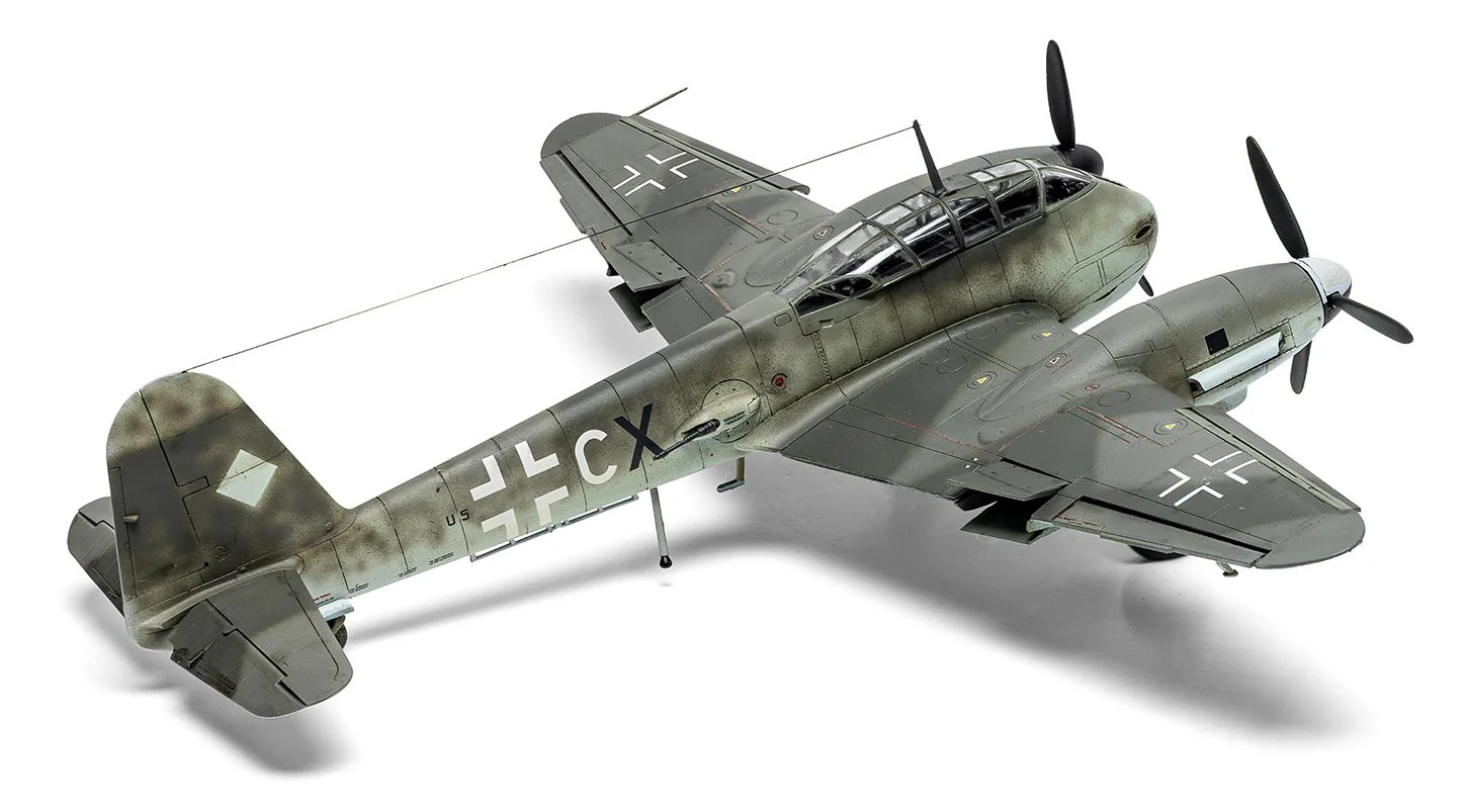 A04069 Messerschmitt Me410A-1 Model Kit - Image 5