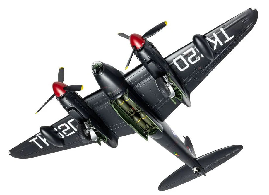 A04070 de Havilland Mosquito B.XVI/B.35/TT.35 Model Kit - Image 8