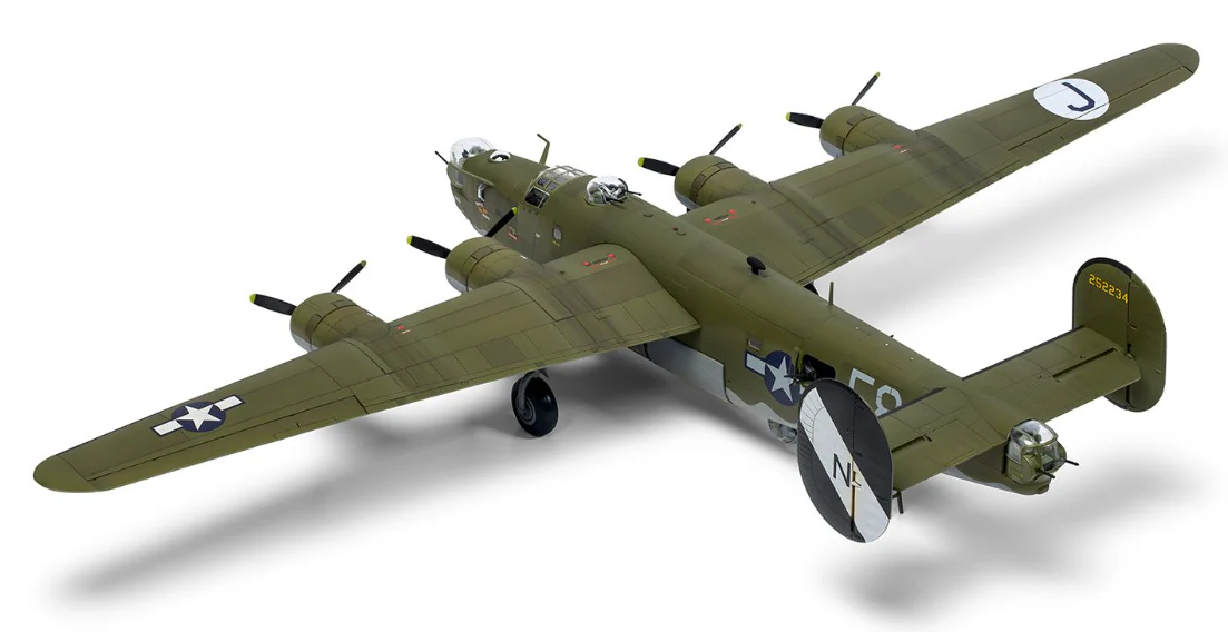 A09010 Consolidated B-24H Liberator Model Kit - Image 3