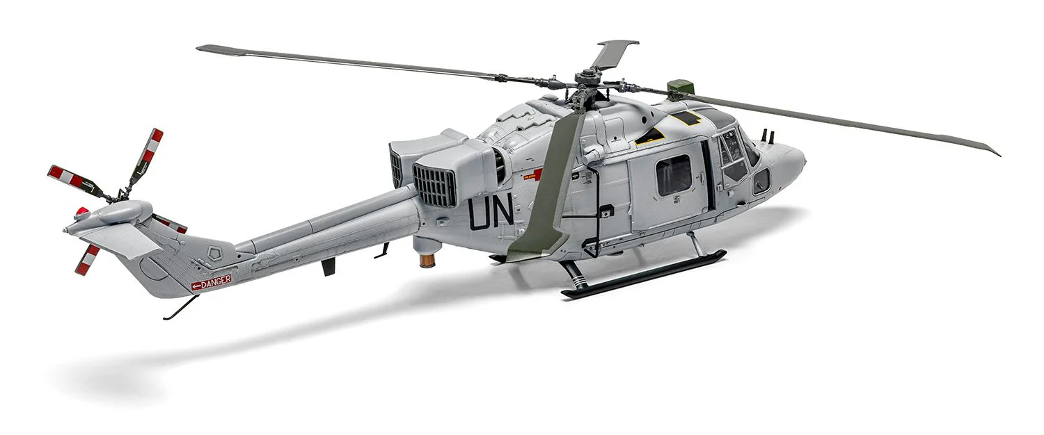 A09101A Westland Lynx AH-7 Model Kit - Image 5