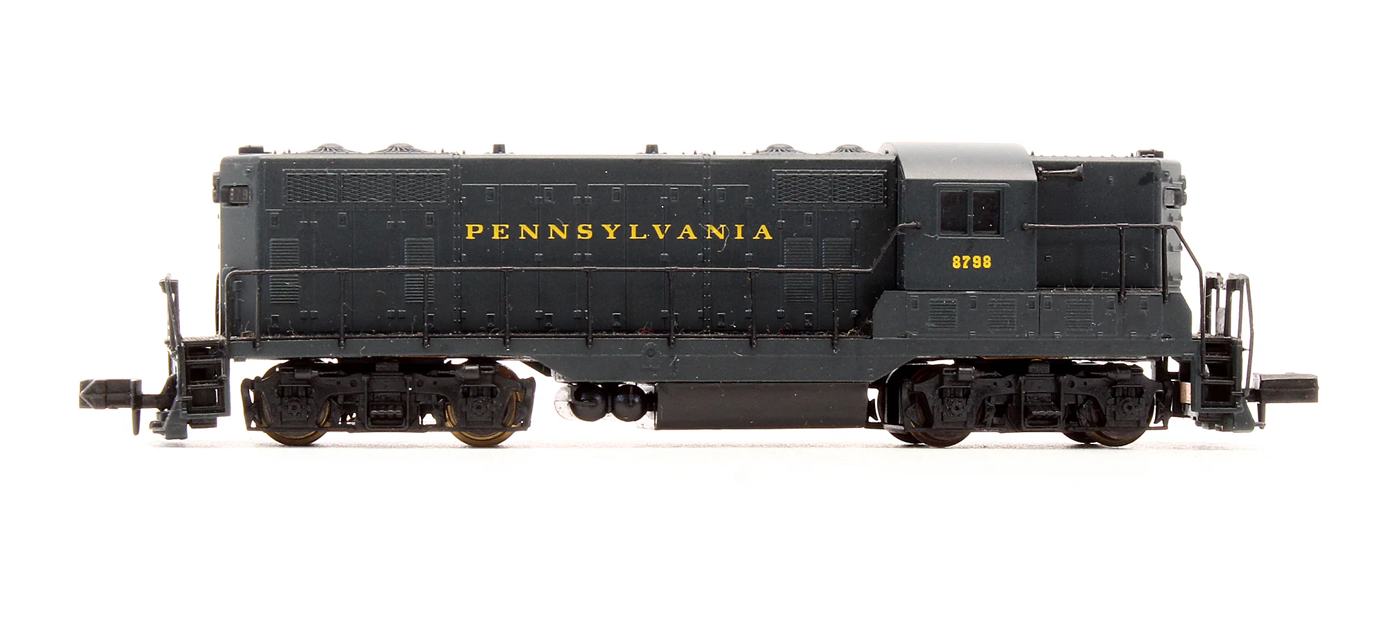 Pre-Owned 48027 GP7 Diesel Locomotive Pennsylvania - Road #8798 - Image 3