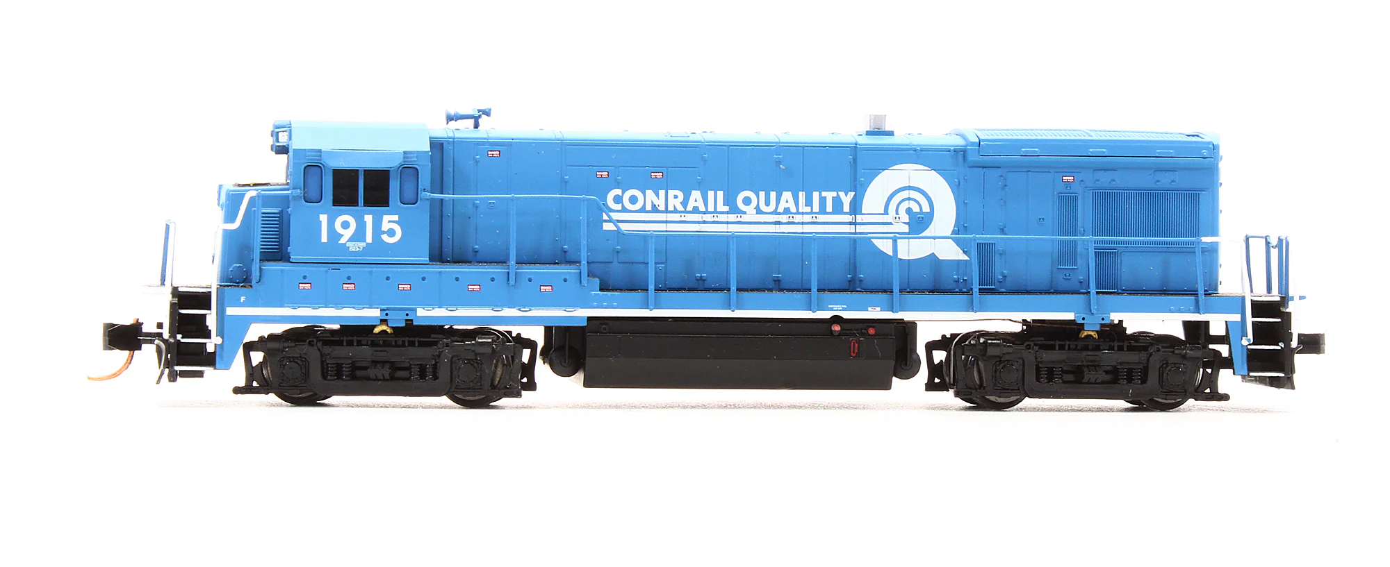 Pre-Owned 49737 B23-7 Diesel Locomotive Conrail Quality - Road #1915 - Image 4