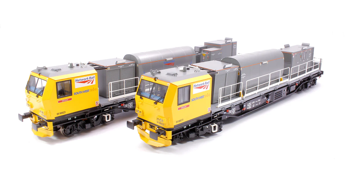 31-578 Windhoff MPV 2-Car Set Network Rail Yellow Nos. DR98923 and DR98973 - Image 14
