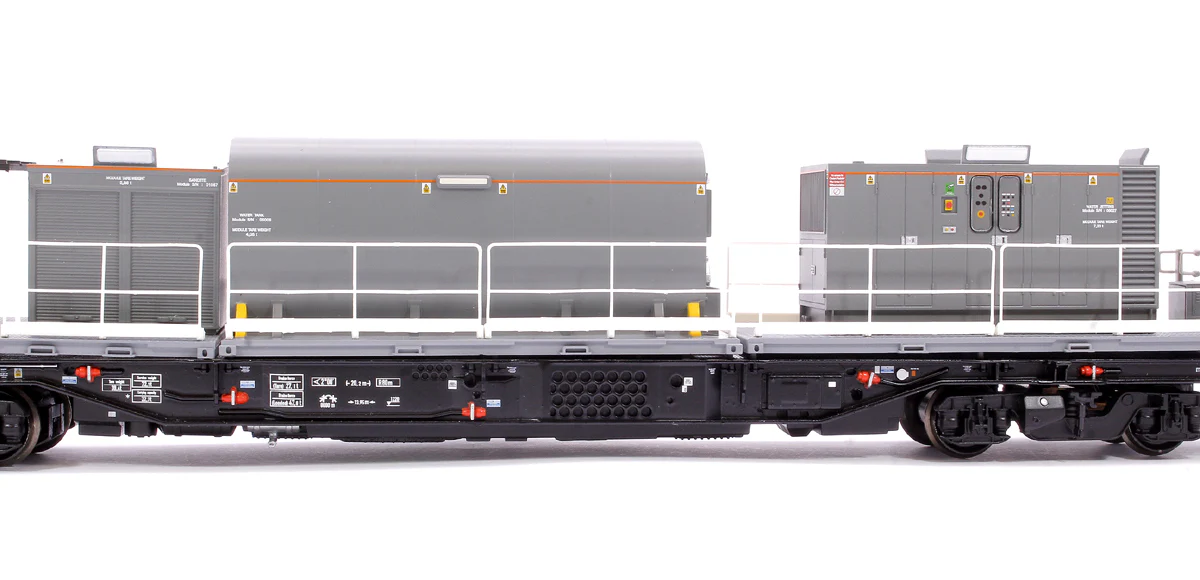 31-578 Windhoff MPV 2-Car Set Network Rail Yellow Nos. DR98923 and DR98973 - Image 6