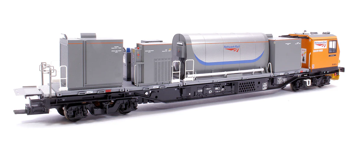 31-579SF Windhoff MPV 2-Car Set Network Rail Orange Nos. DR98914 and DR98964 - DCC Sound - Image 4