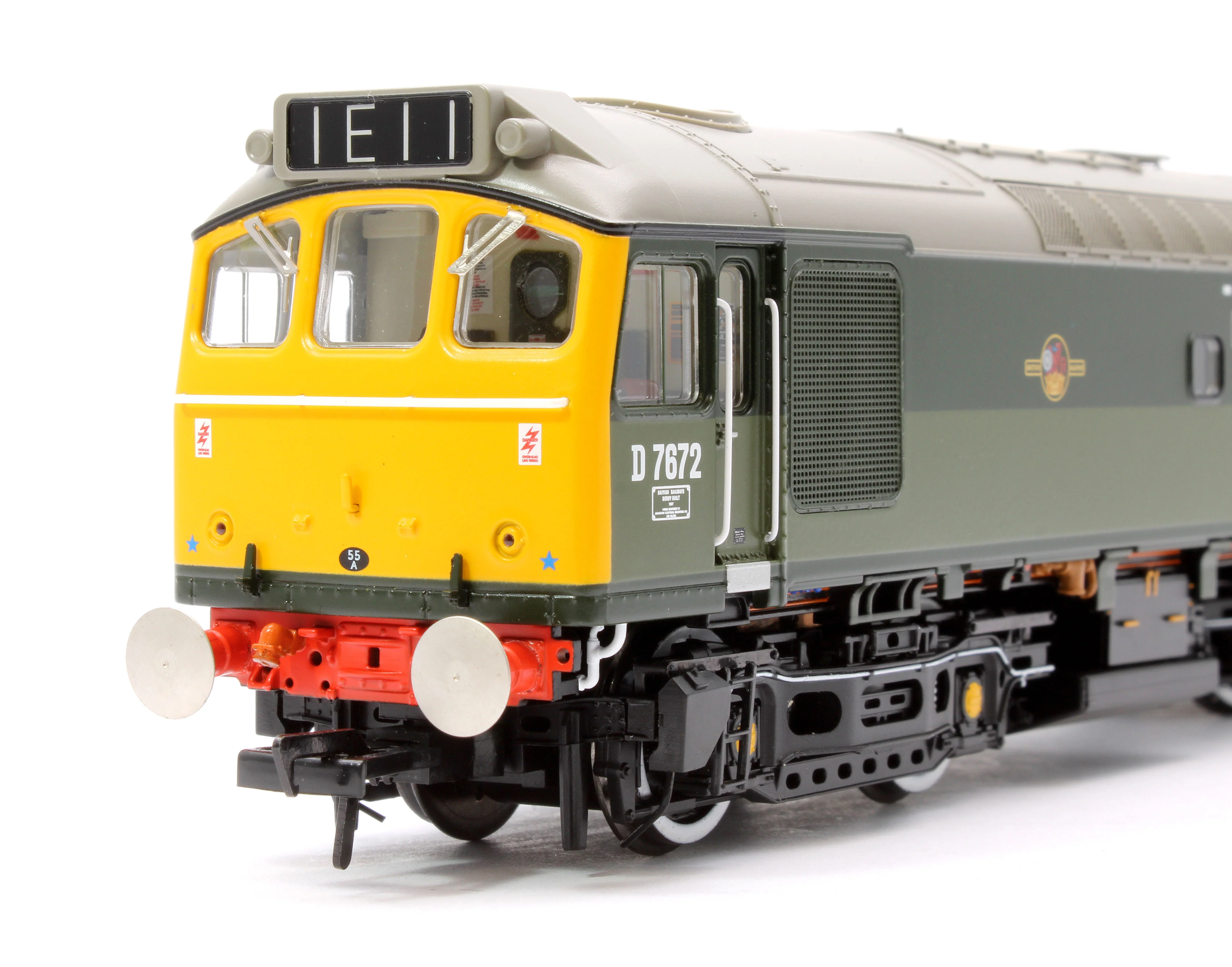 32-334SF Class 25/3 D7672 'Tamworth Castle' BR Two-Tone Green (Full Yellow Ends) - DCC Sound - Image 9