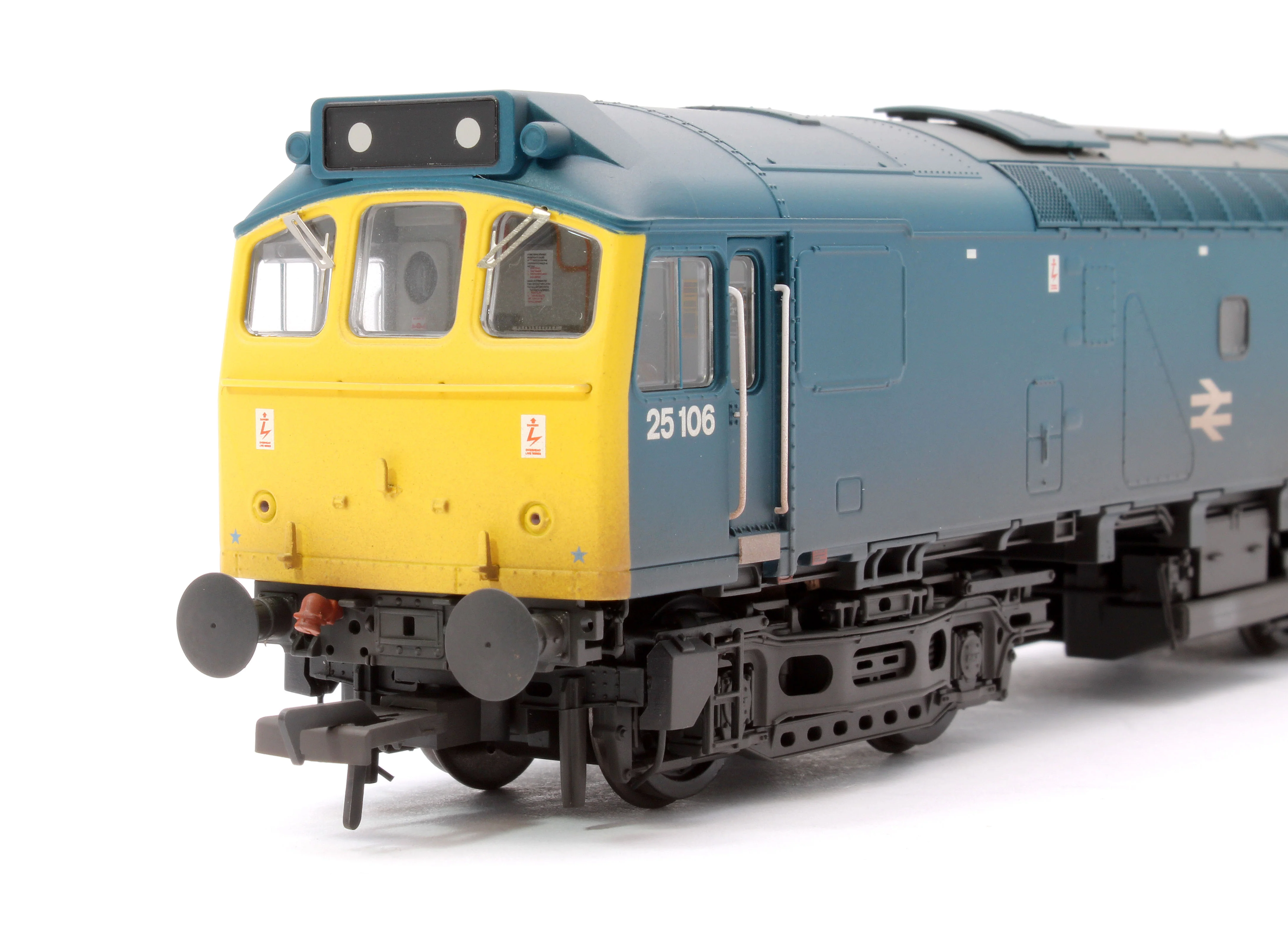 32-346 Class 25/2 25106 BR Blue Diesel Locomotive - Weathered - Image 9