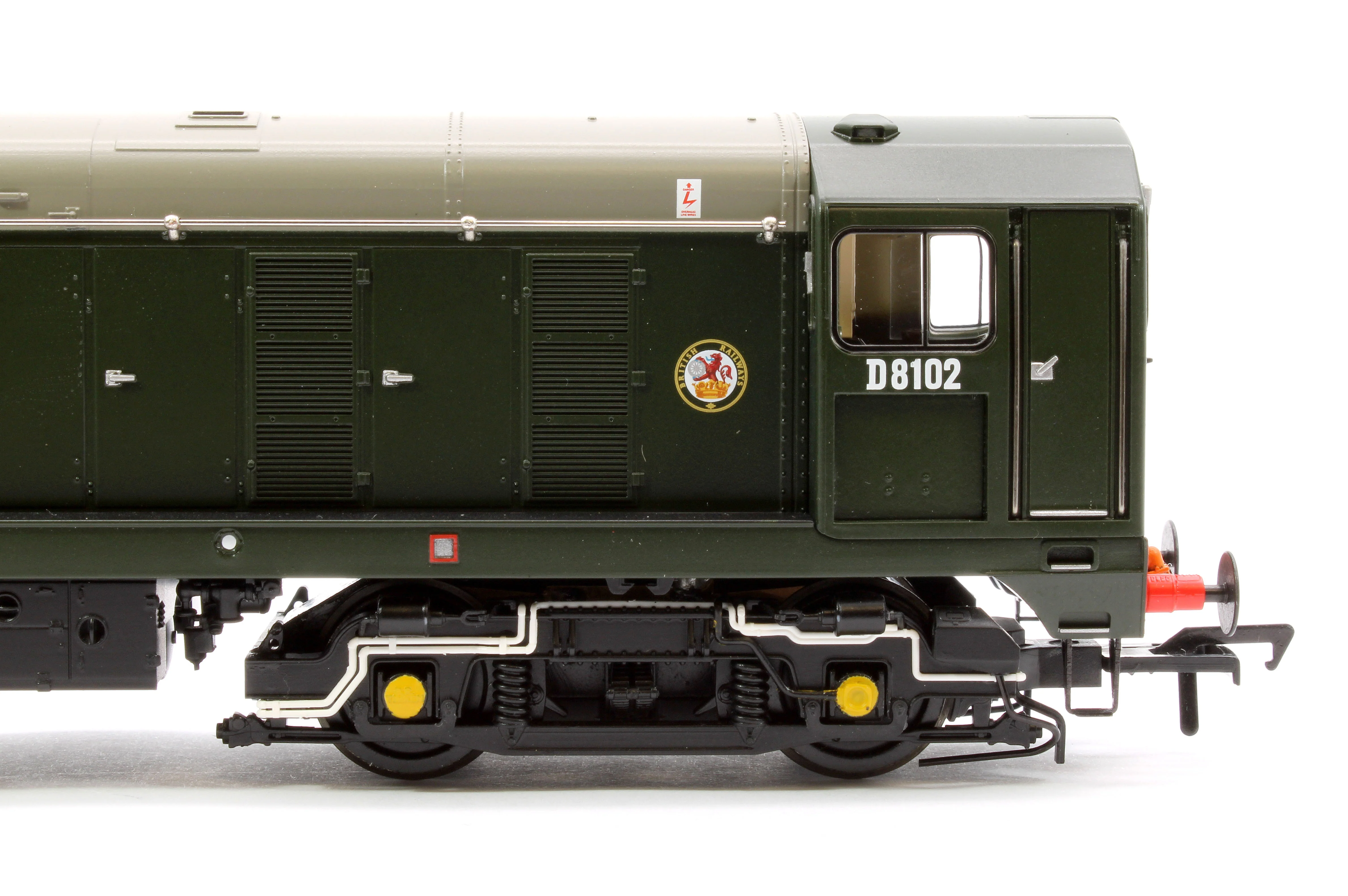35-352ASF Class 20/0 Disc Headcode & Tablet Catcher D8102 BR Green (Roundel) Diesel Locomotive - Sound Fitted - Image 7