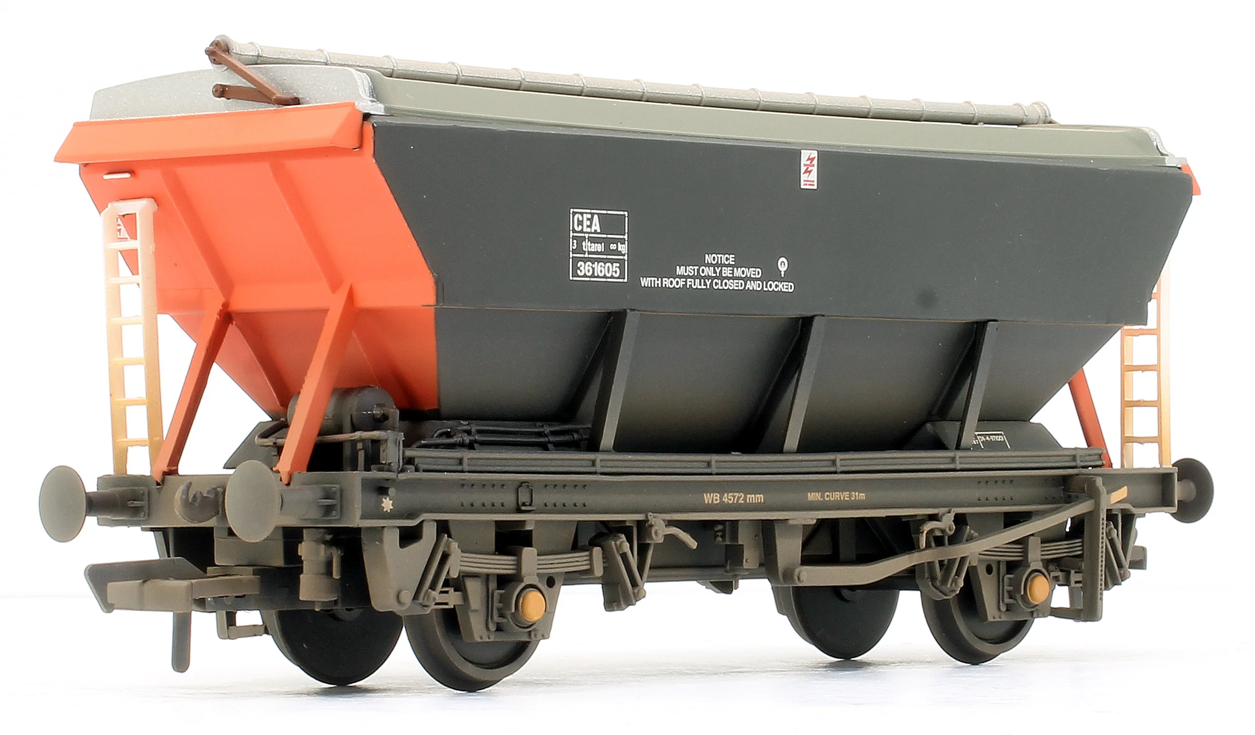 38-021A CEA Covered Hopper Loadhaul 361605 - Weathered - Image 2