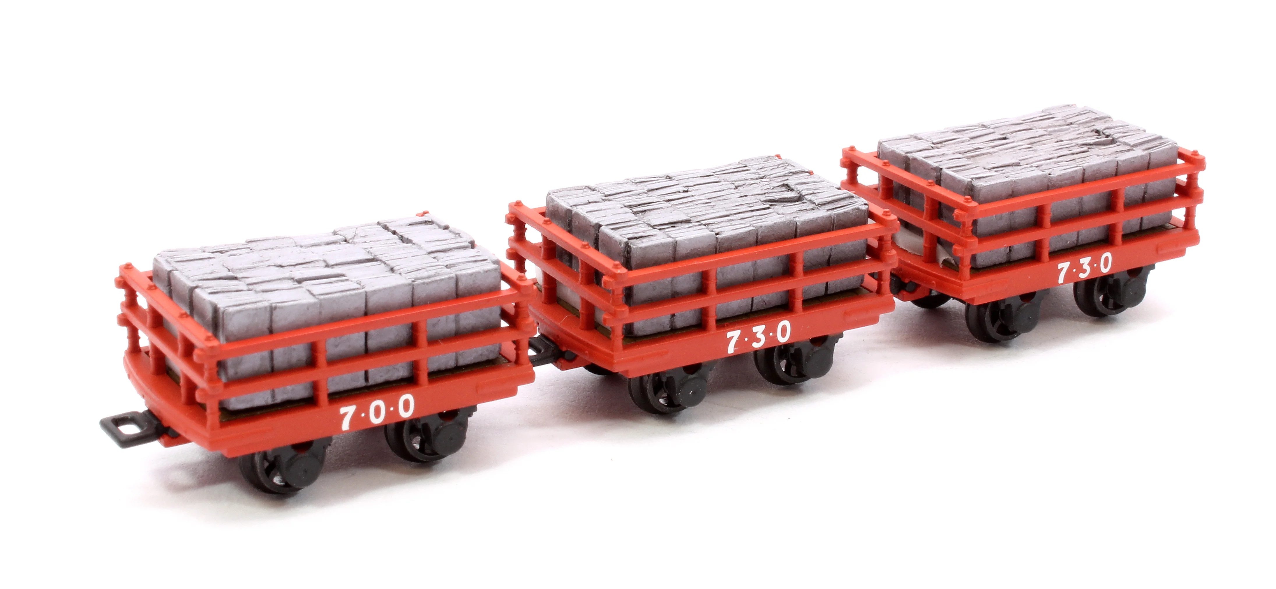 393-228 Dinorwic Slate Wagons with sides 3-Pack Red [WL] - Image 3