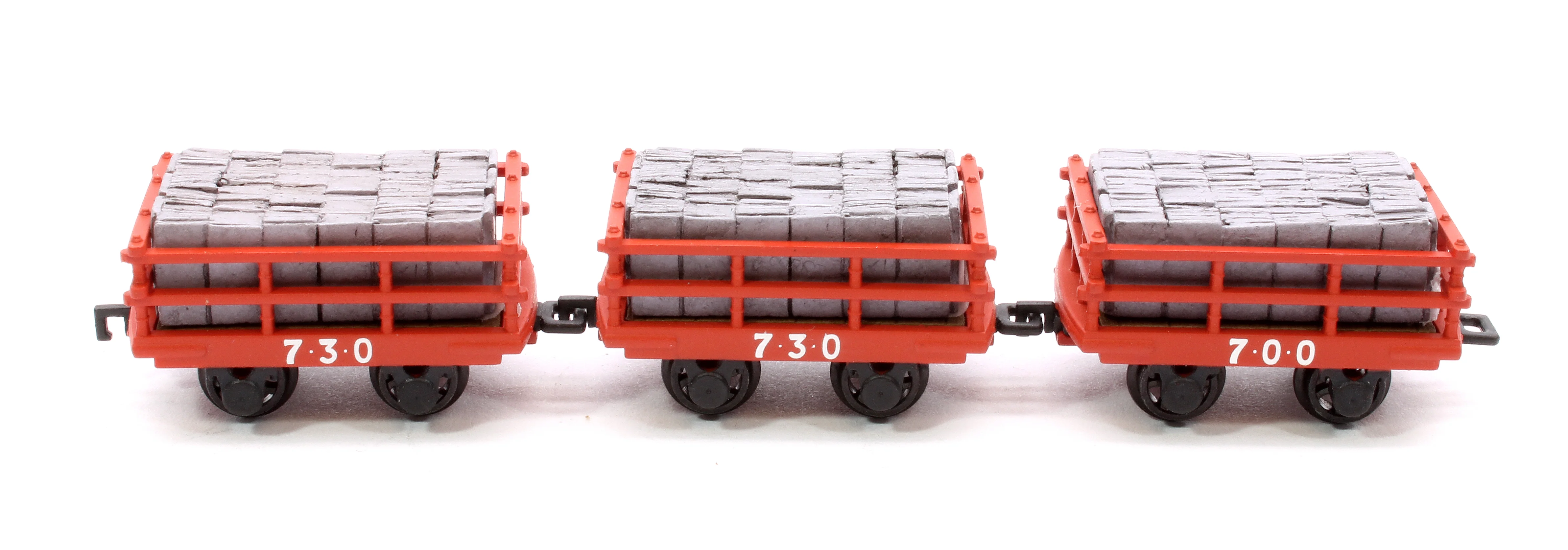 393-228 Dinorwic Slate Wagons with sides 3-Pack Red [WL] - Image 4