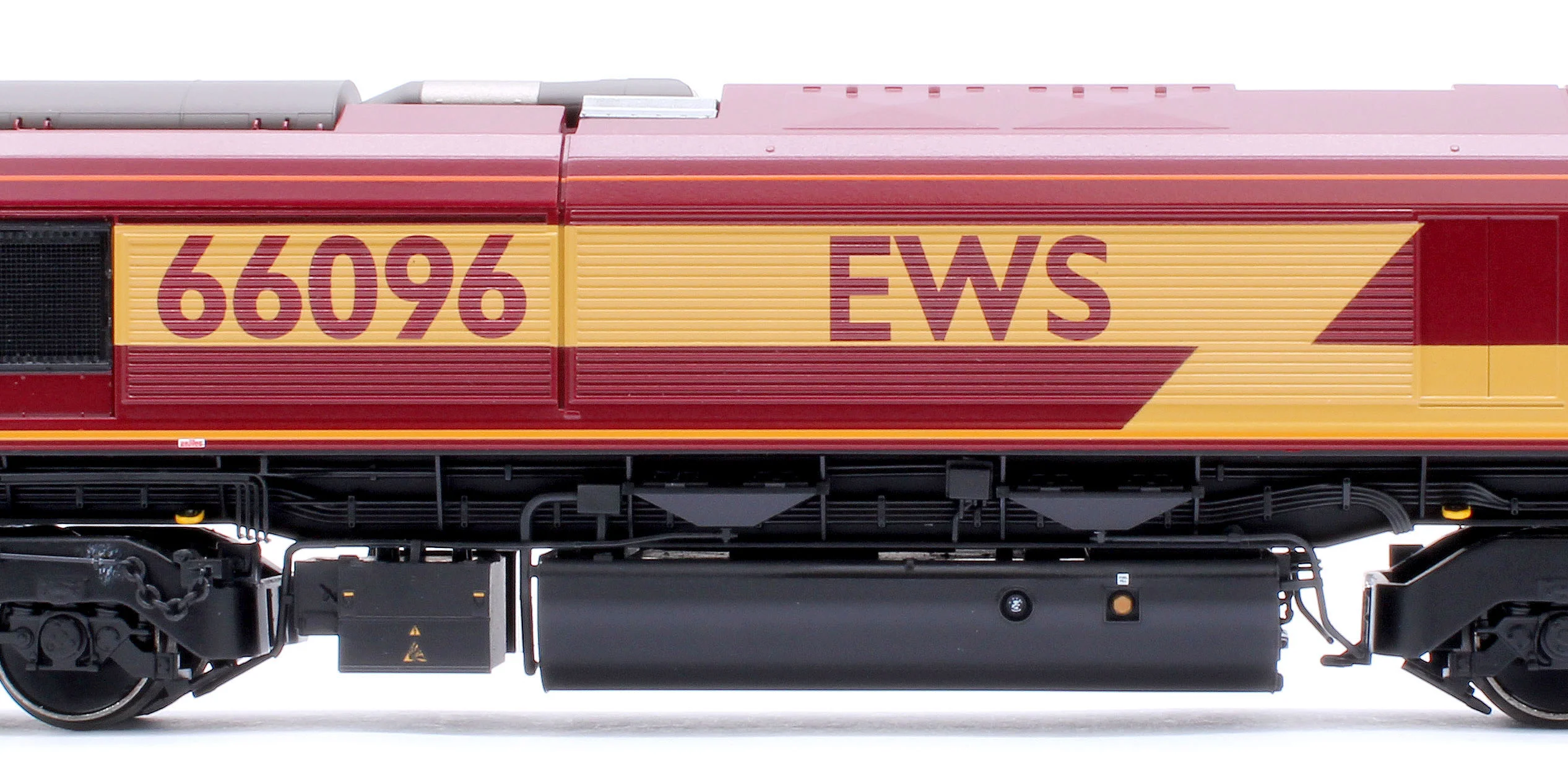 50-000A Class 66/0 66096 EWS Diesel Locomotive - Image 7