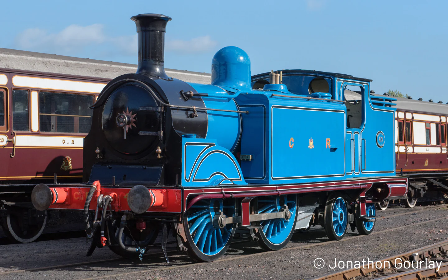 50-171ZSFX Class 439 Caledonian 0-4-4T 419 CR Lined Light Blue (As Preserved) Steam Locomotive - DCC Sound Deluxe - Image 3