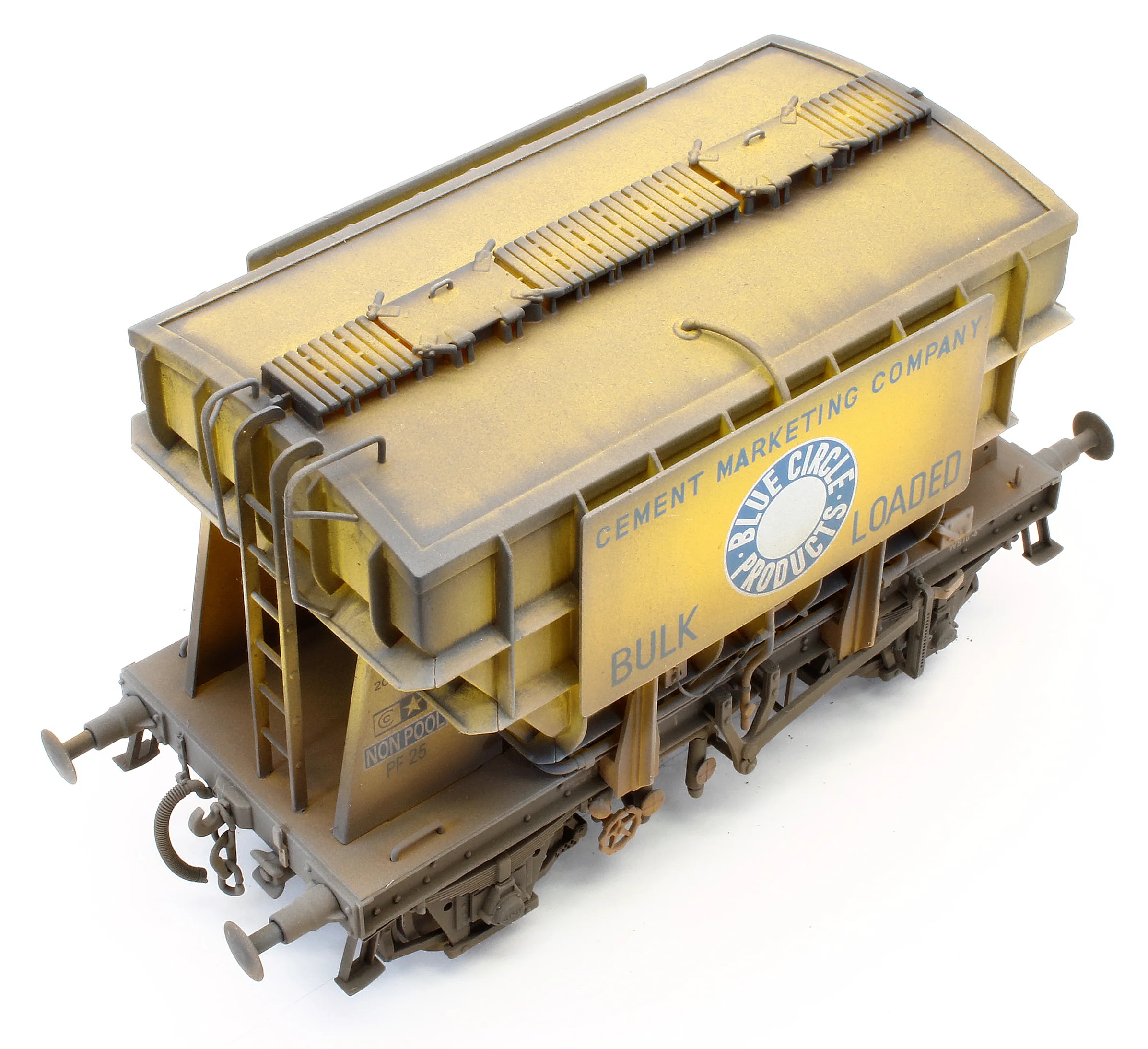 E3003UHW Bespoke Weathered Presflo Wagon 'Blue Circle' Yellow Un-Numbered - Heavy Finish - Image 7