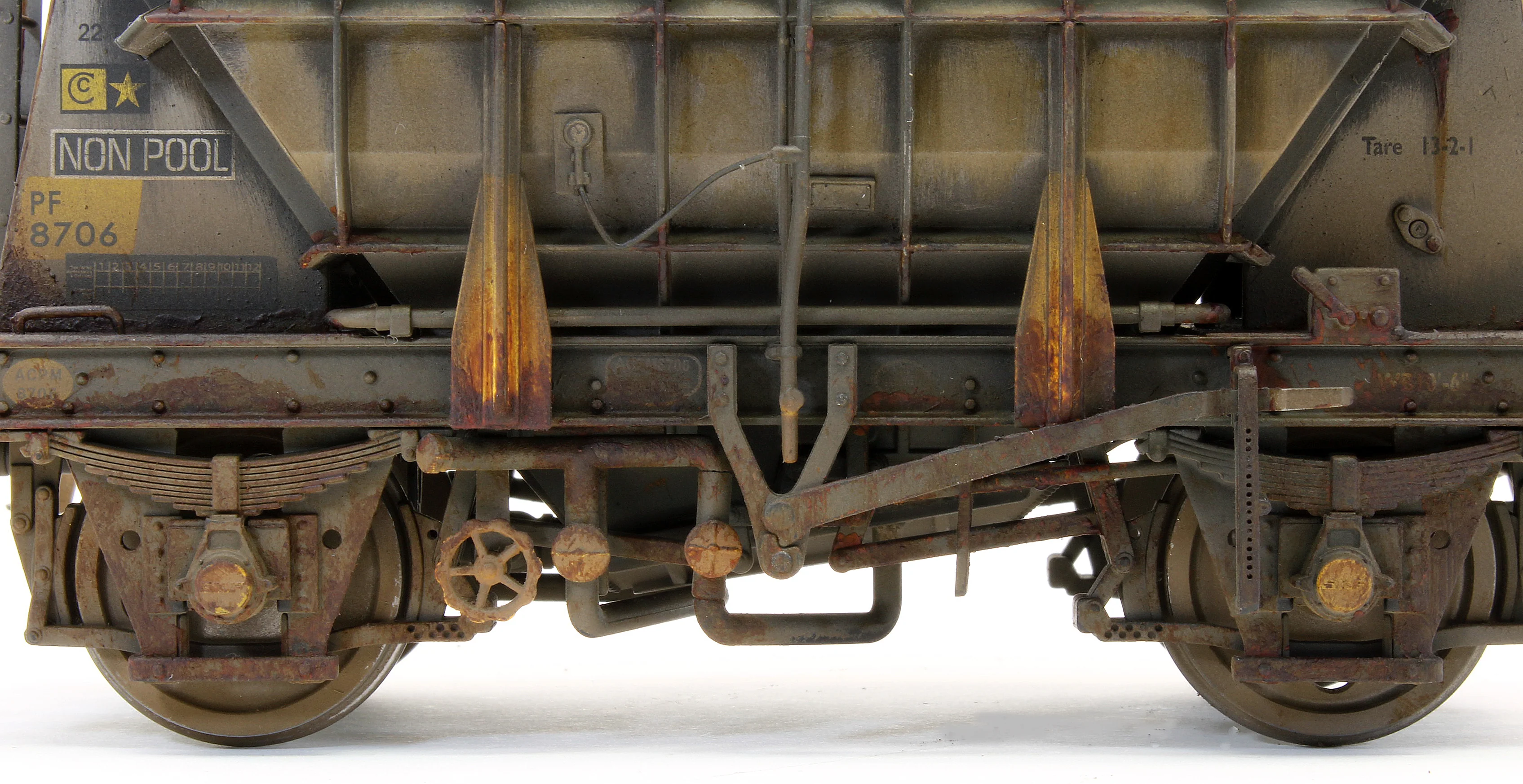 E3004BDW Bespoke Weathered Presflo Wagon Plain Grey 8706 (TOPS) - Deluxe Finish - Image 8