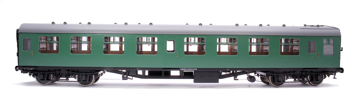 7P-001-701U BR Mk1 SR Green SK Unnumbered with Window Beading - Image 2