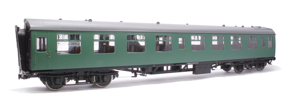 7P-001-601UD BR Mk1 SR Green SO Unnumbered with Window Beading - DCC Fitted - Image 3