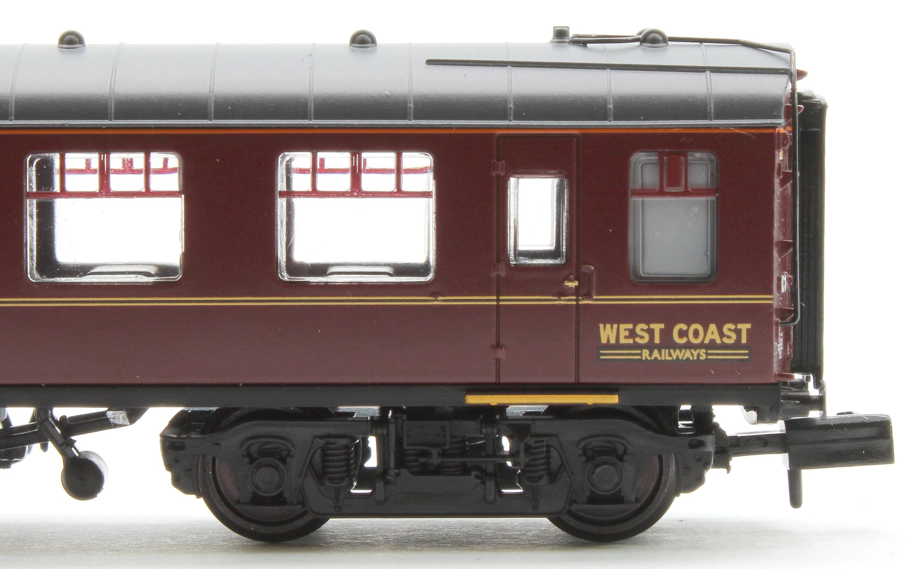 374-018 BR Mk1 TSO Tourist Second Open WCRC Maroon No.4973 - Image 4
