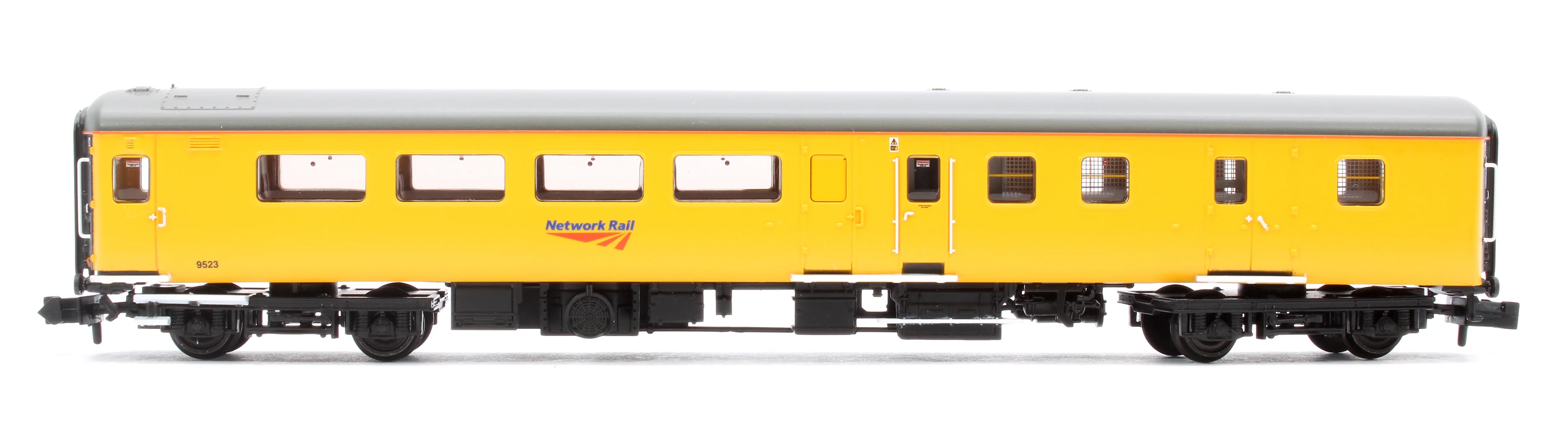 374-695 BR Mk2F BSO Brake Second Open Network Rail Yellow No.9523 - Image 2