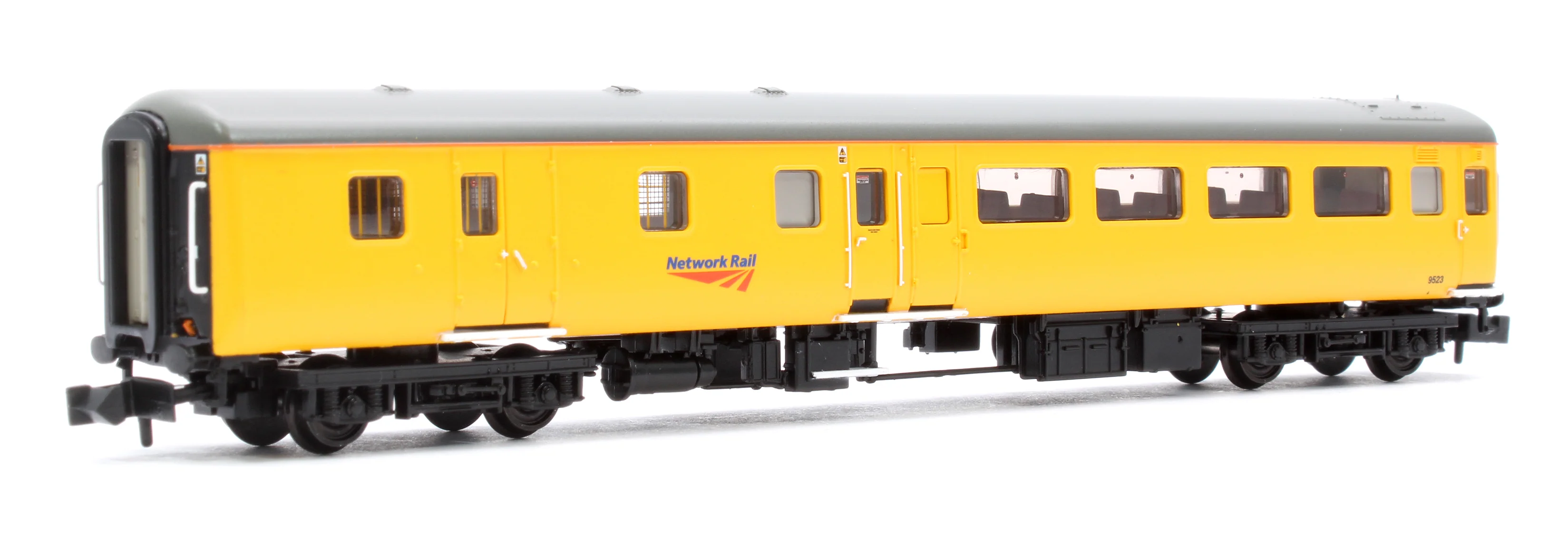 374-695 BR Mk2F BSO Brake Second Open Network Rail Yellow No.9523 - Image 3