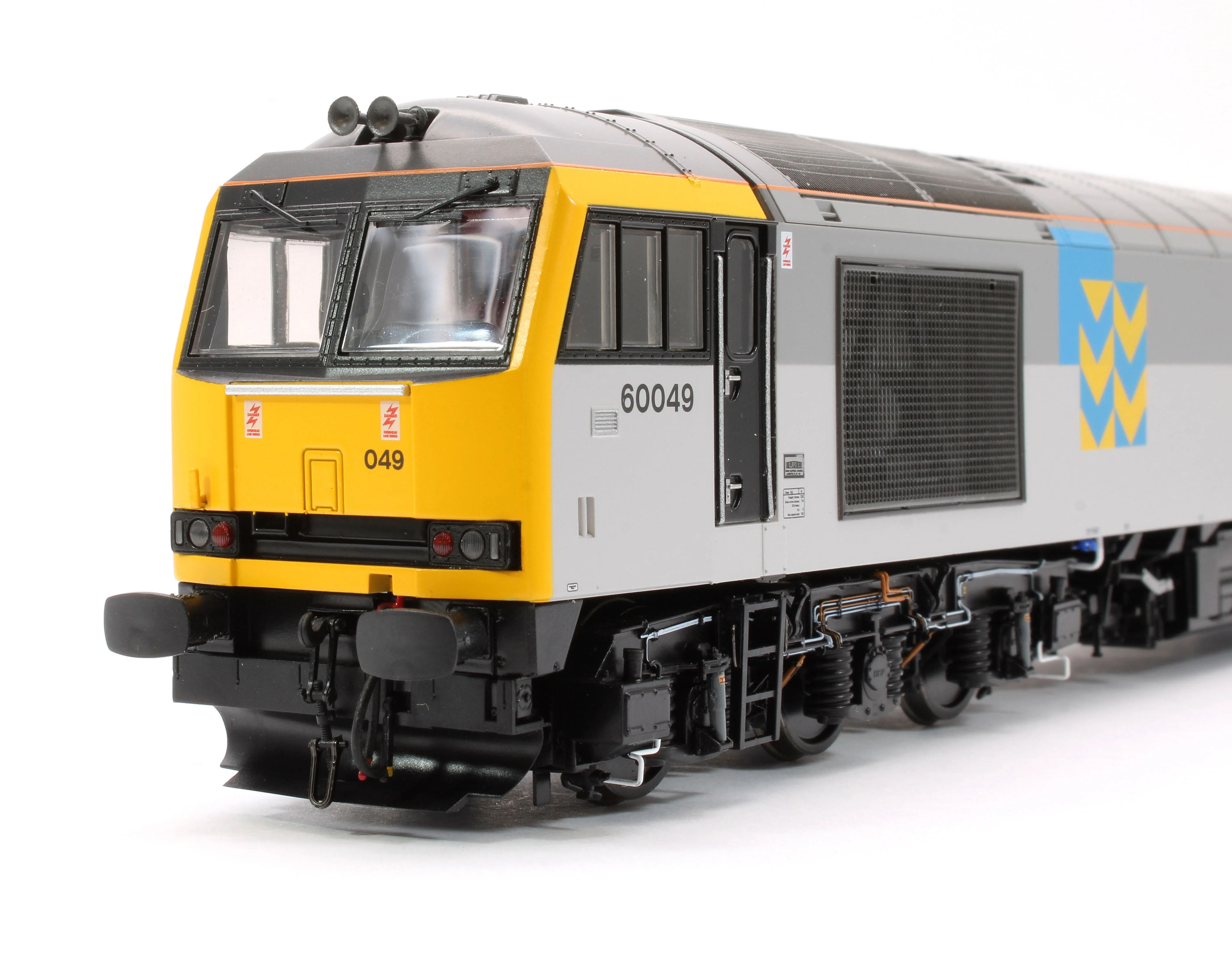 Pre-Owned CM-60049-TGM Class 60 049 “Scafell” Triple Grey Metals Diesel Electric Locomotive - Image 10