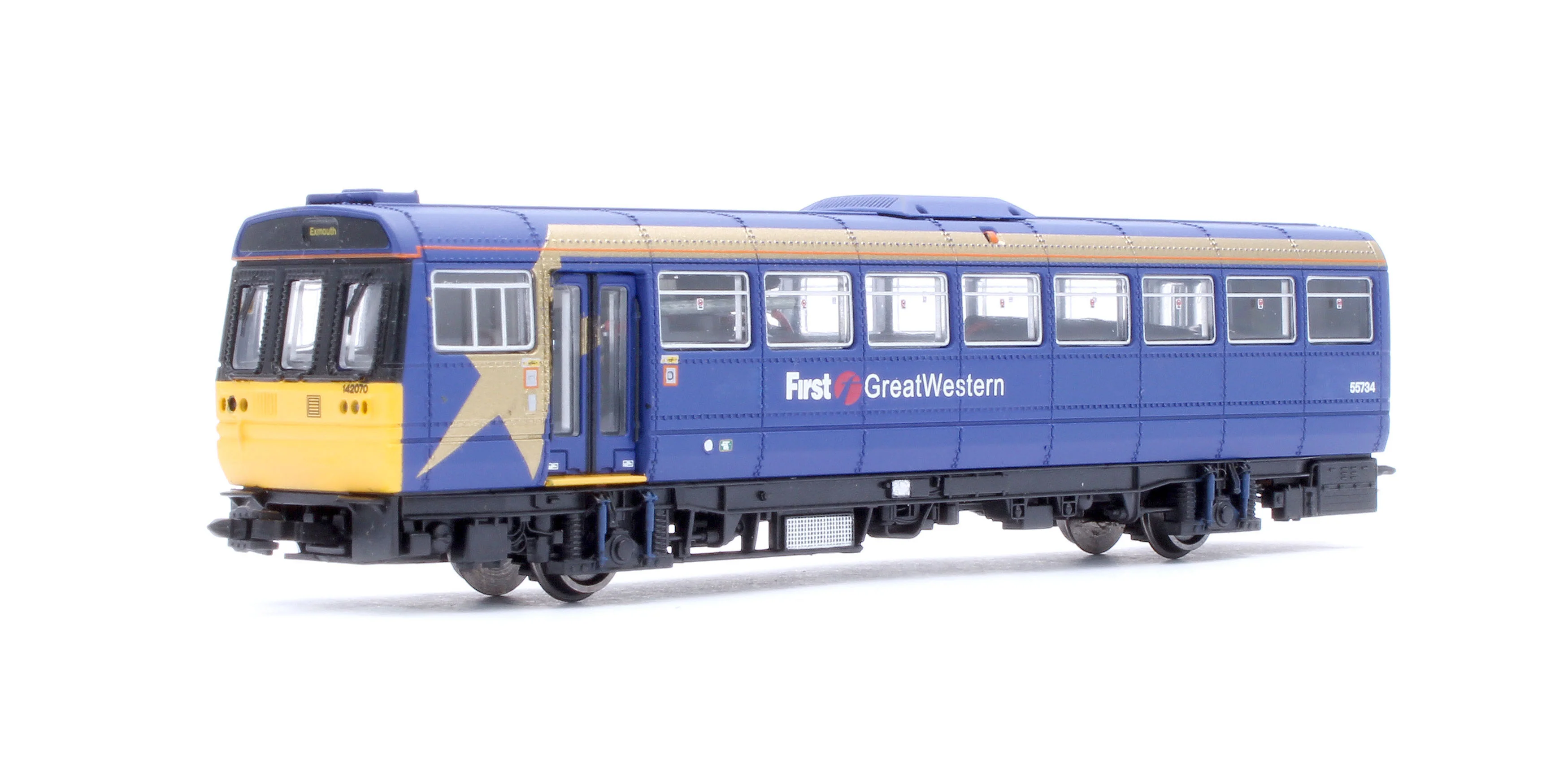 2D-142-009 Class 142 First Great Western Blue/Gold DMU 142070 - Image 8