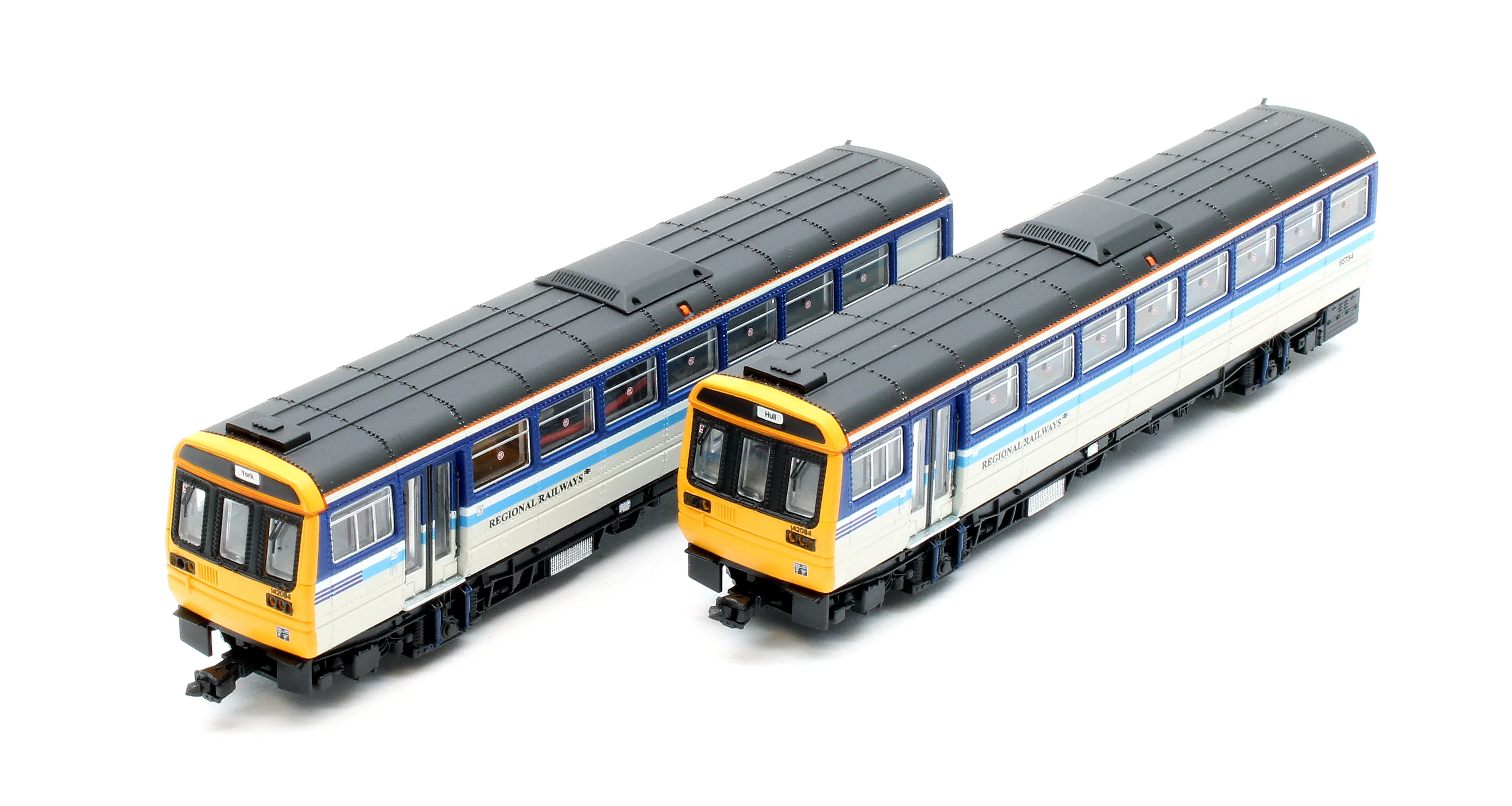 2D-142-010 Class 142 Regional Railways Original DMU 142084 - Image 11