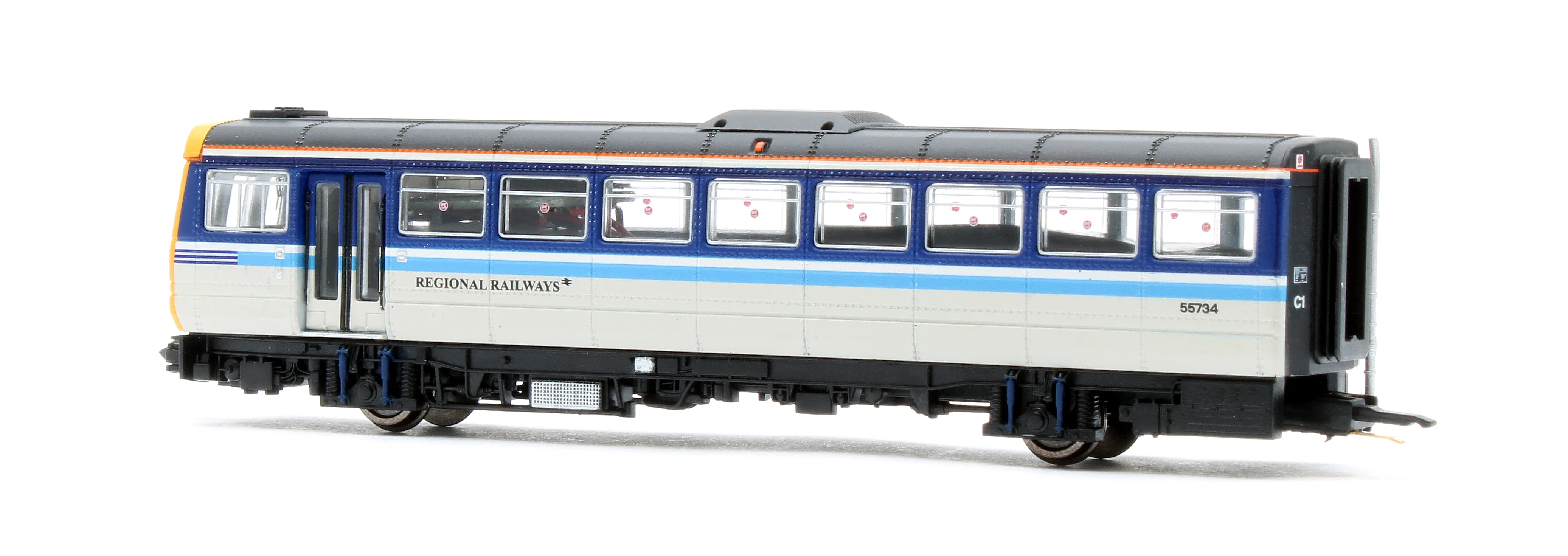 2D-142-010D Class 142 Regional Railways Original 142084 DMU - DCC Fitted - Image 10