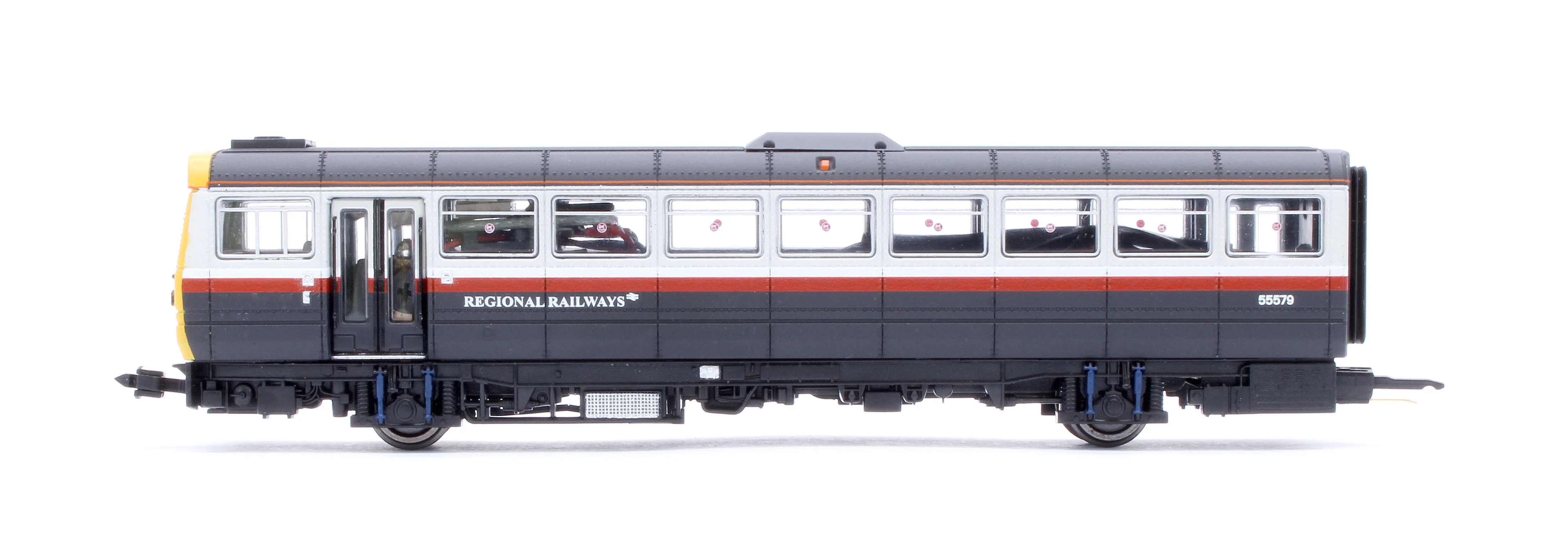 2D-142-008D Class 142 Regional Railways Red/Grey/White DMU 142038 - DCC Fitted - Image 9