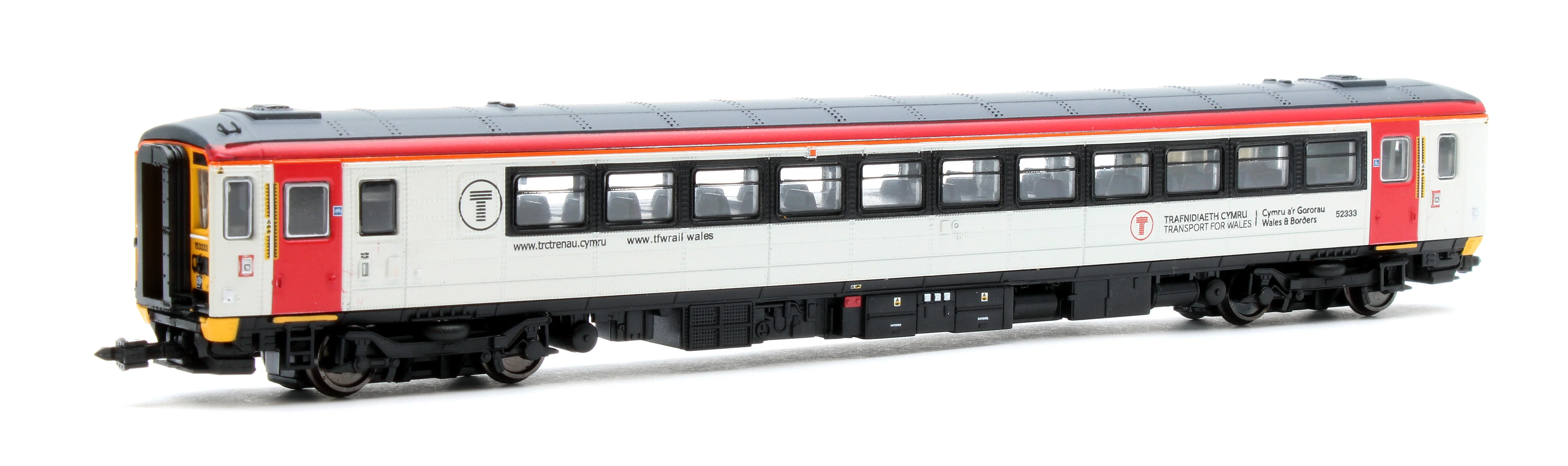 2D-020-005D Class 153 153333 Transport for Wales - DCC Fitted - Image 3