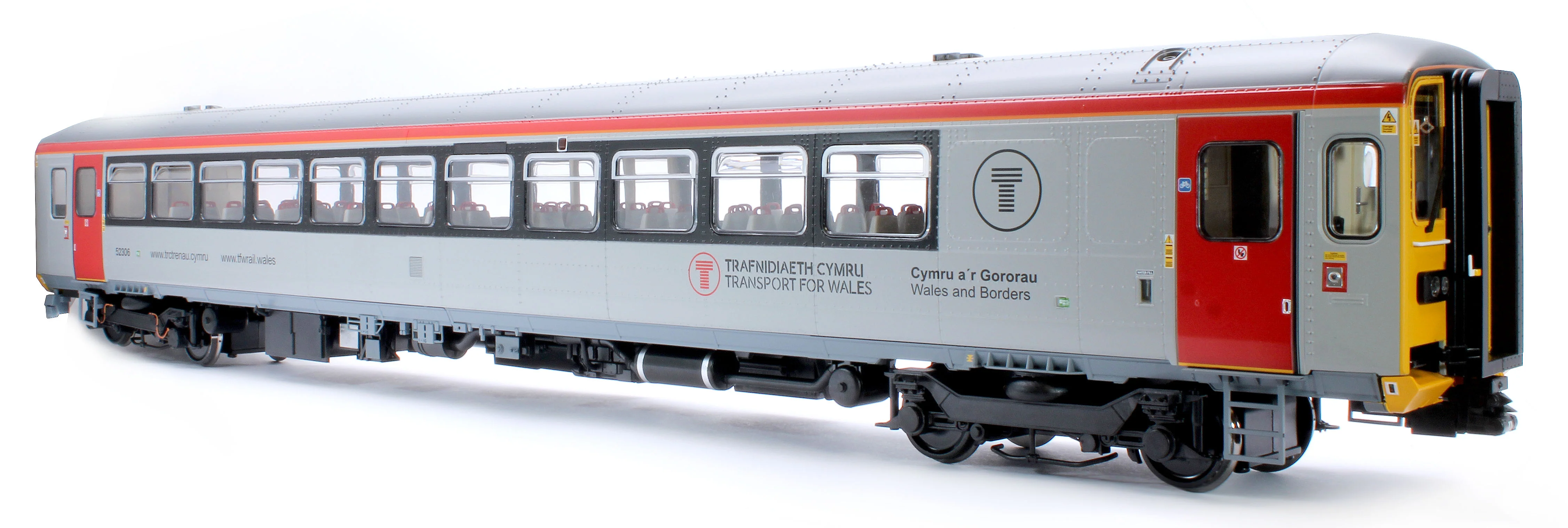 53273 Class 153 Transport for Wales Grey/Red 153906 Diesel Locomotive - DCC Sound - Image 4