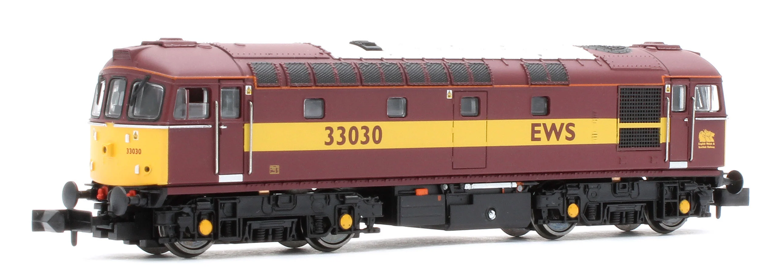 GM2210603 Class 33 030 EWS Red/Gold Diesel Locomotive - Image 4