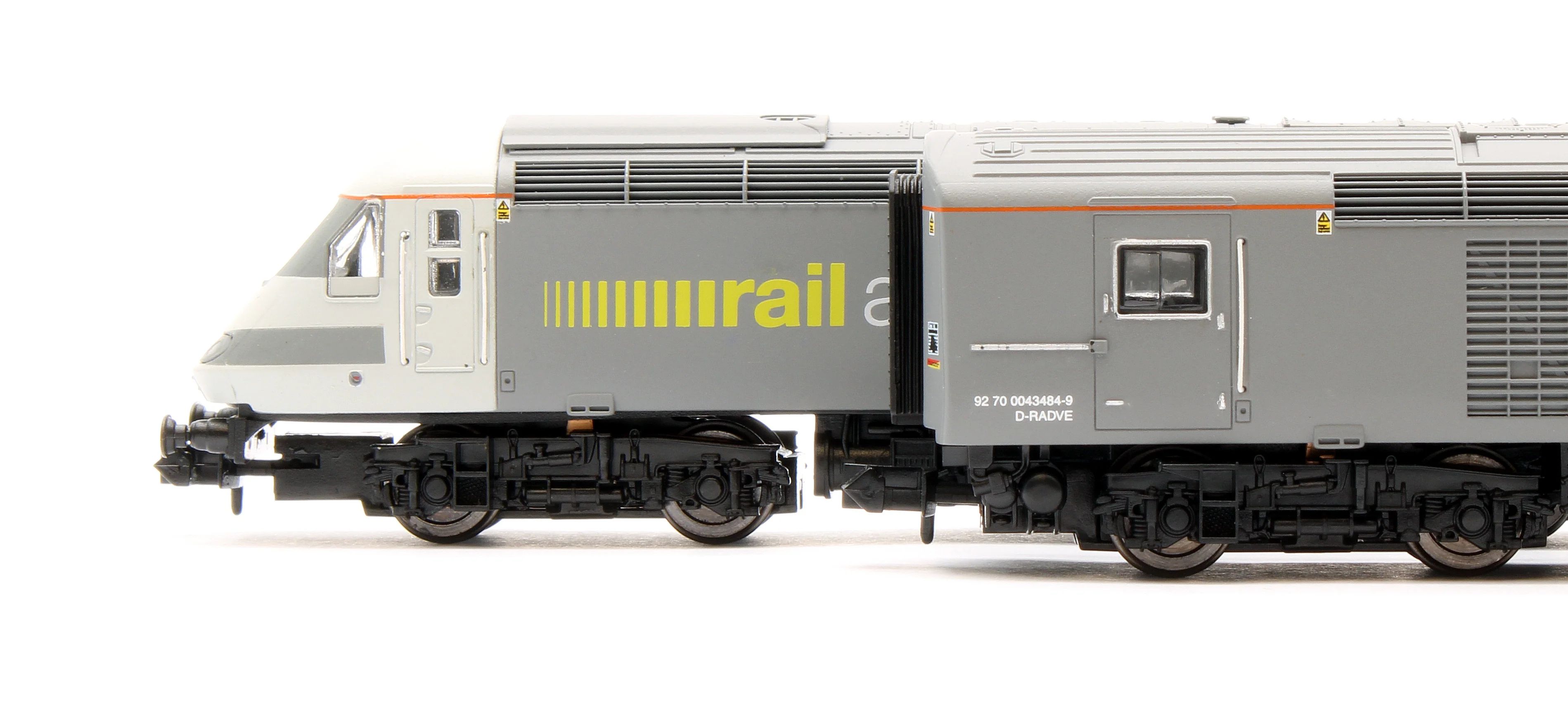 GM2210304 Class 43 465/484 Rail Adventure Power Car Set - Image 9