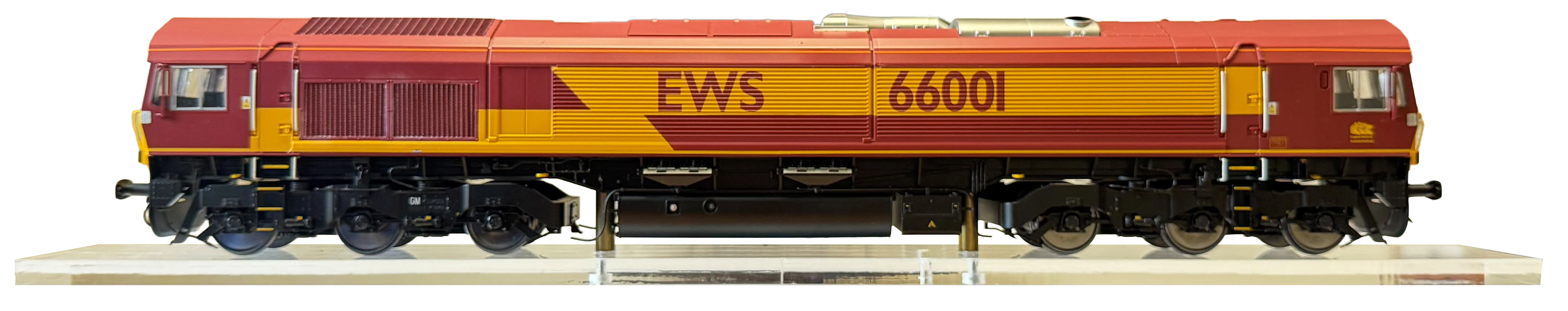 7D-066-001S Class 66 66001 EWS Livery Diesel Locomotive - DCC Sound