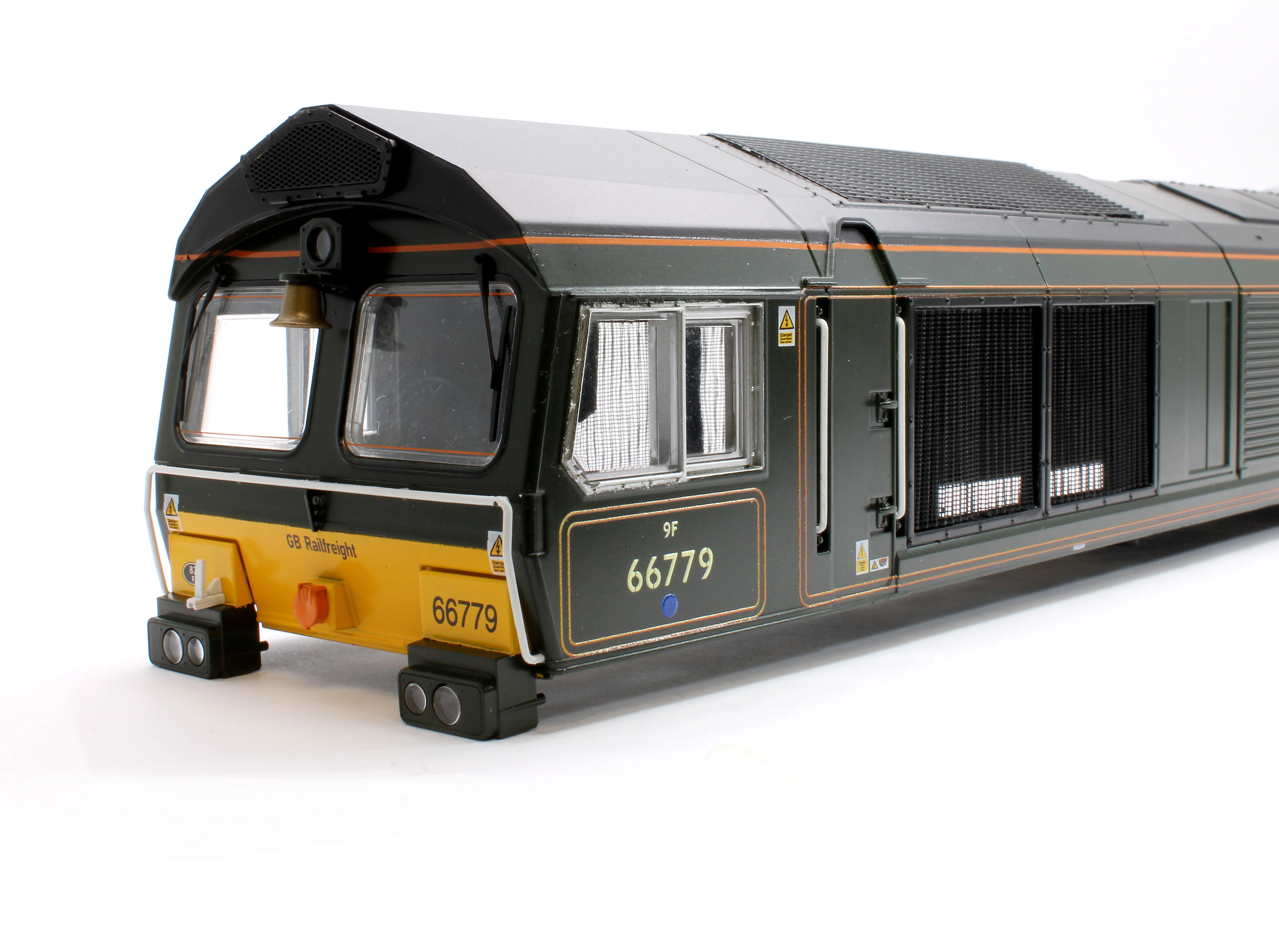 7D-066-007DS Class 66 779 'Evening Star' GBRF BR Green livery Diesel Locomotive - DCC Deluxe Sound Fitted - Image 9