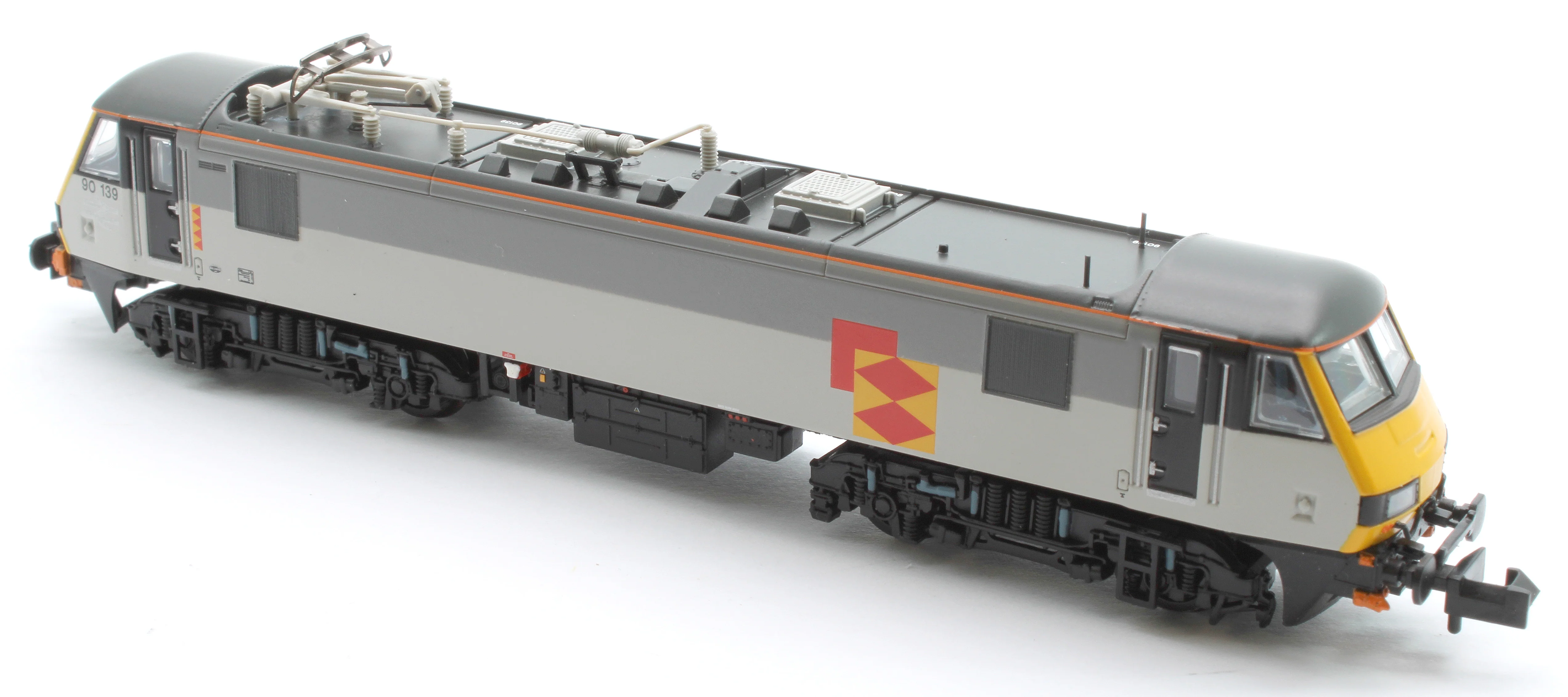 371-781A Class 90/1 90139 BR Railfreight Distribution Sector Electric Locomotive - Image 9
