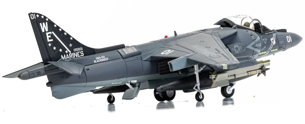 AA29303 McDonnell Douglas AV-8B+ Harrier II - 165001/01 - VMA-214 'Black Sheep' - Image 3