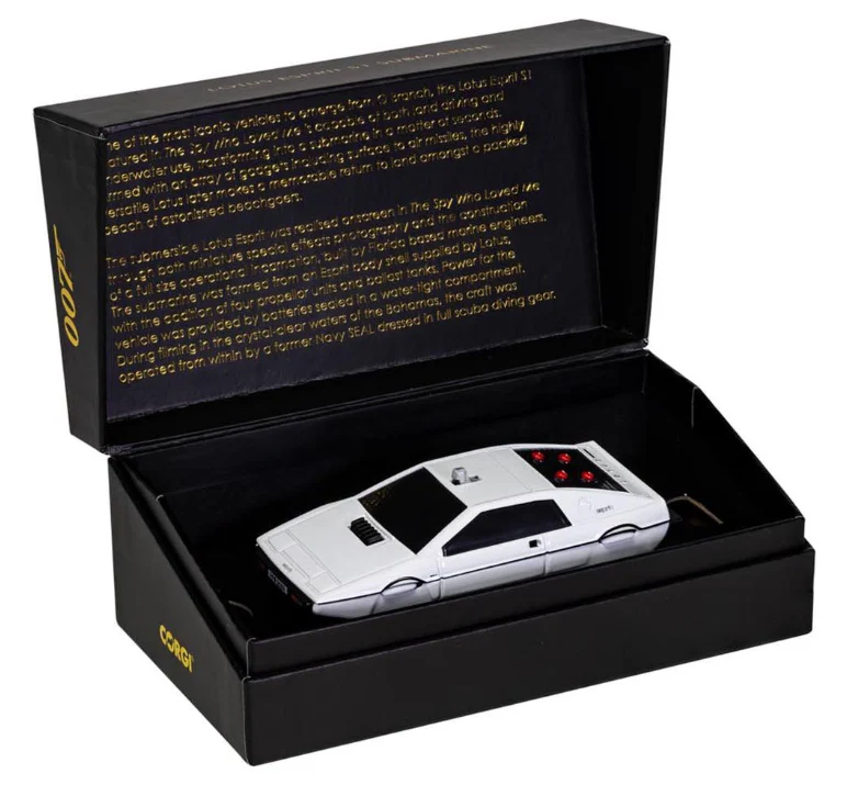 CC04514 James Bond Lotus Esprit Submarine 'The Spy Who Loved Me' - Image 5