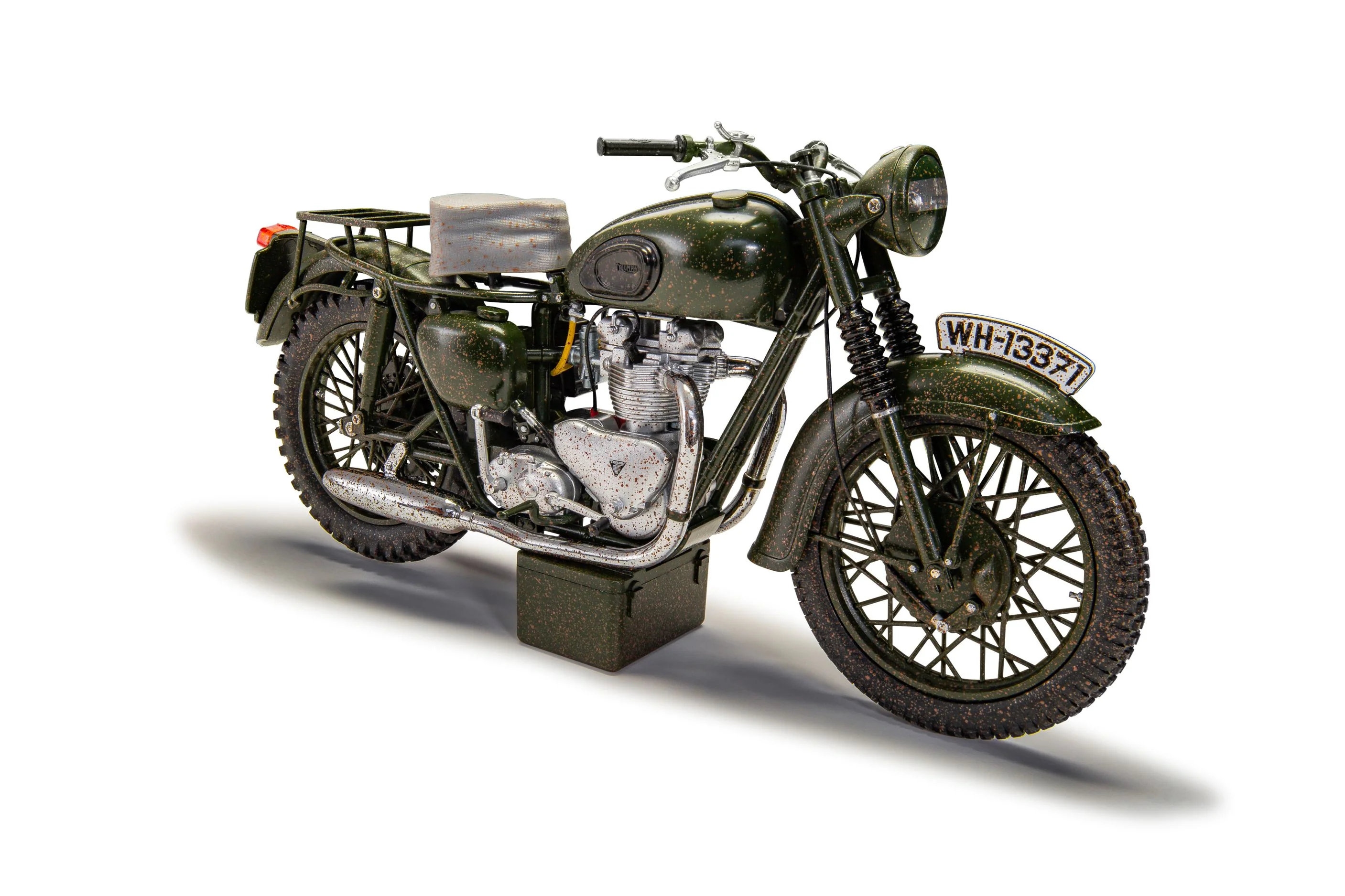 CC08501 The Great Escape - Triumph TR6 Trophy (Weathered) - Image 2