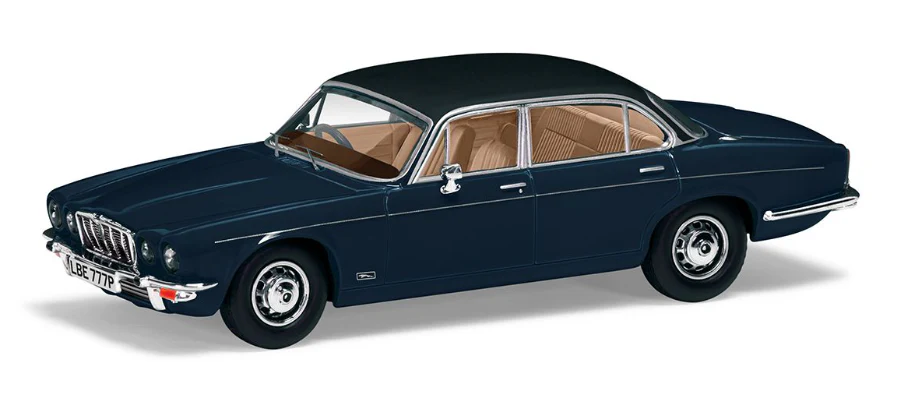 VA13906 Jaguar XJ6 Series 2, Dark Blue