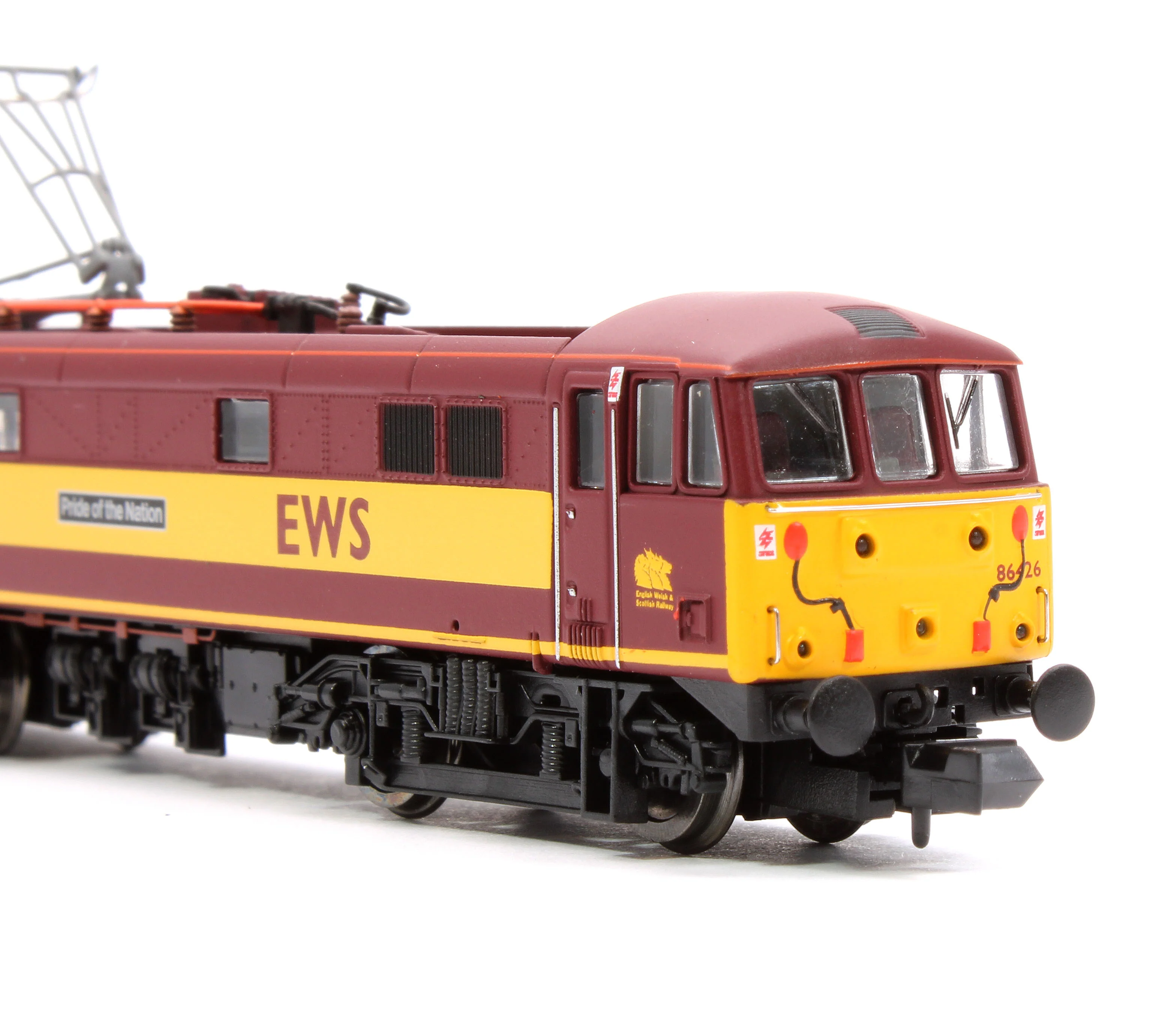 2D-026-007D Class 86 426 "Pride of the Nation" EWS Electric Locomotive - DCC Fitted - Image 9