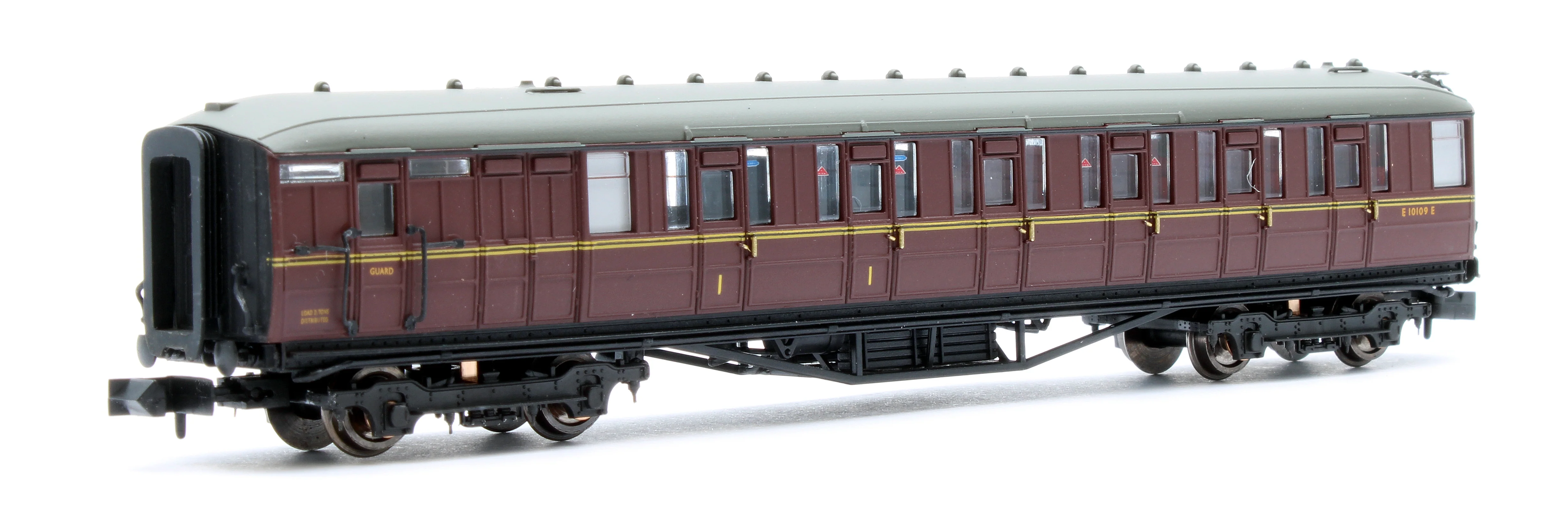 2S-008-018 A4 Dominion of New Zealand 60013 BR Late Crest & 4 Gresley Coaches - Image 10
