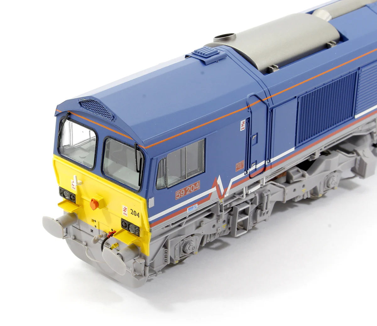 4D-005-003DSM Class 59 204 National Power Diesel Locomotive DCC Fitted with Smoke! - Image 7
