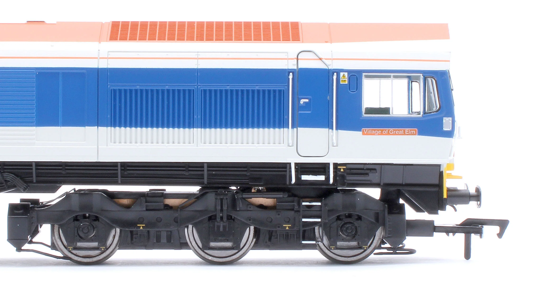 4D-005-009D Class 59 59104 Hanson Village of Great Elm Diesel Locomotive - DCC Fitted - Image 8